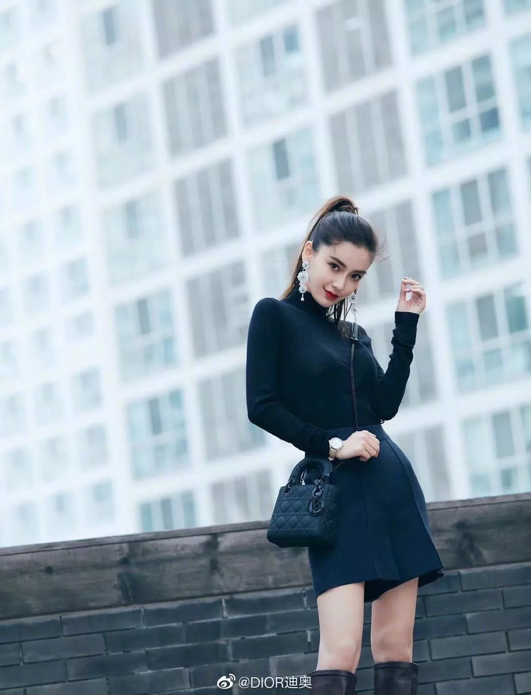 디올 레이디 백 3칸 매트 블랙 상세 이미지 30