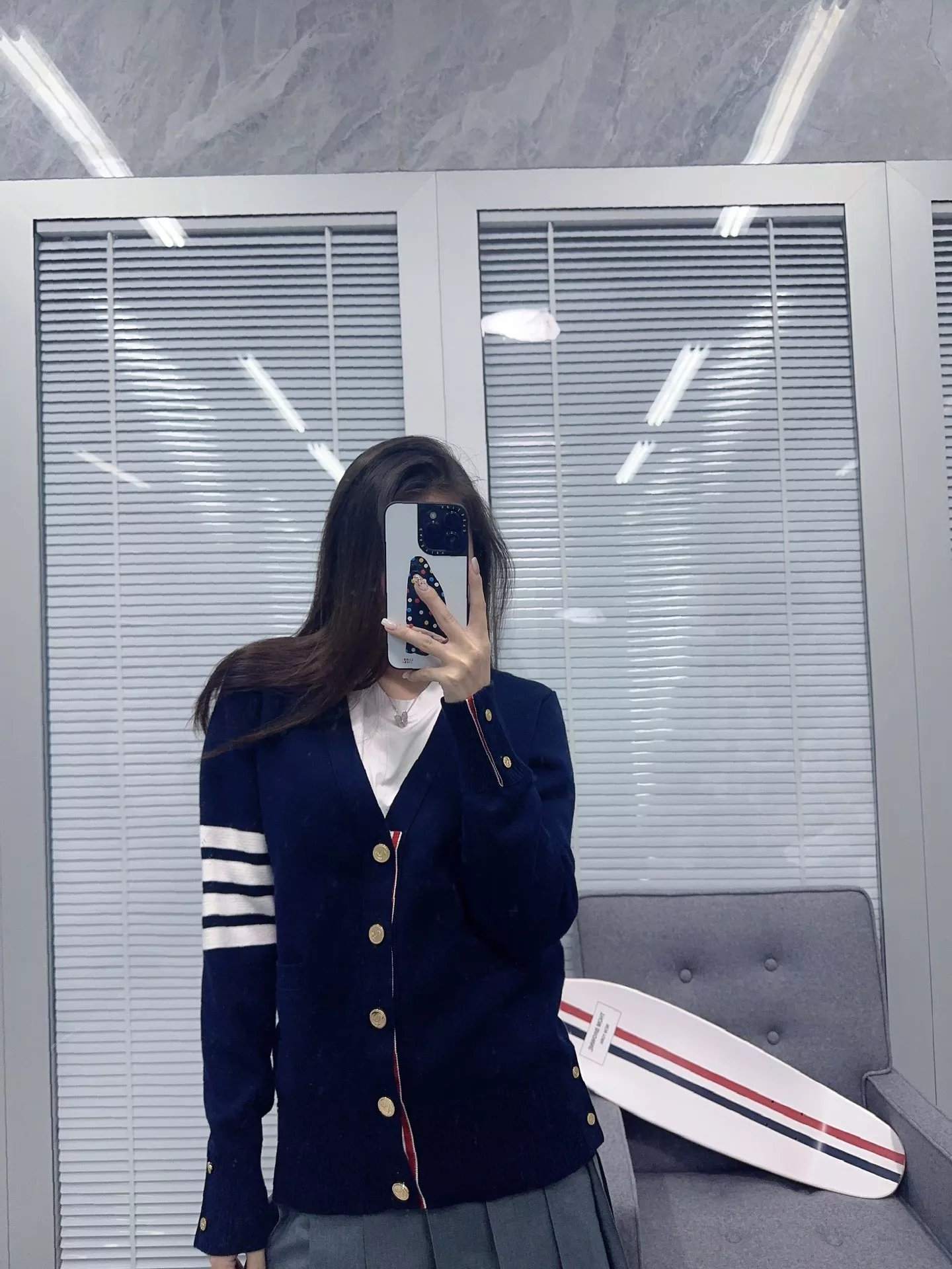 톰브라운 클래식 4바 코튼 가디건 상세 이미지 32