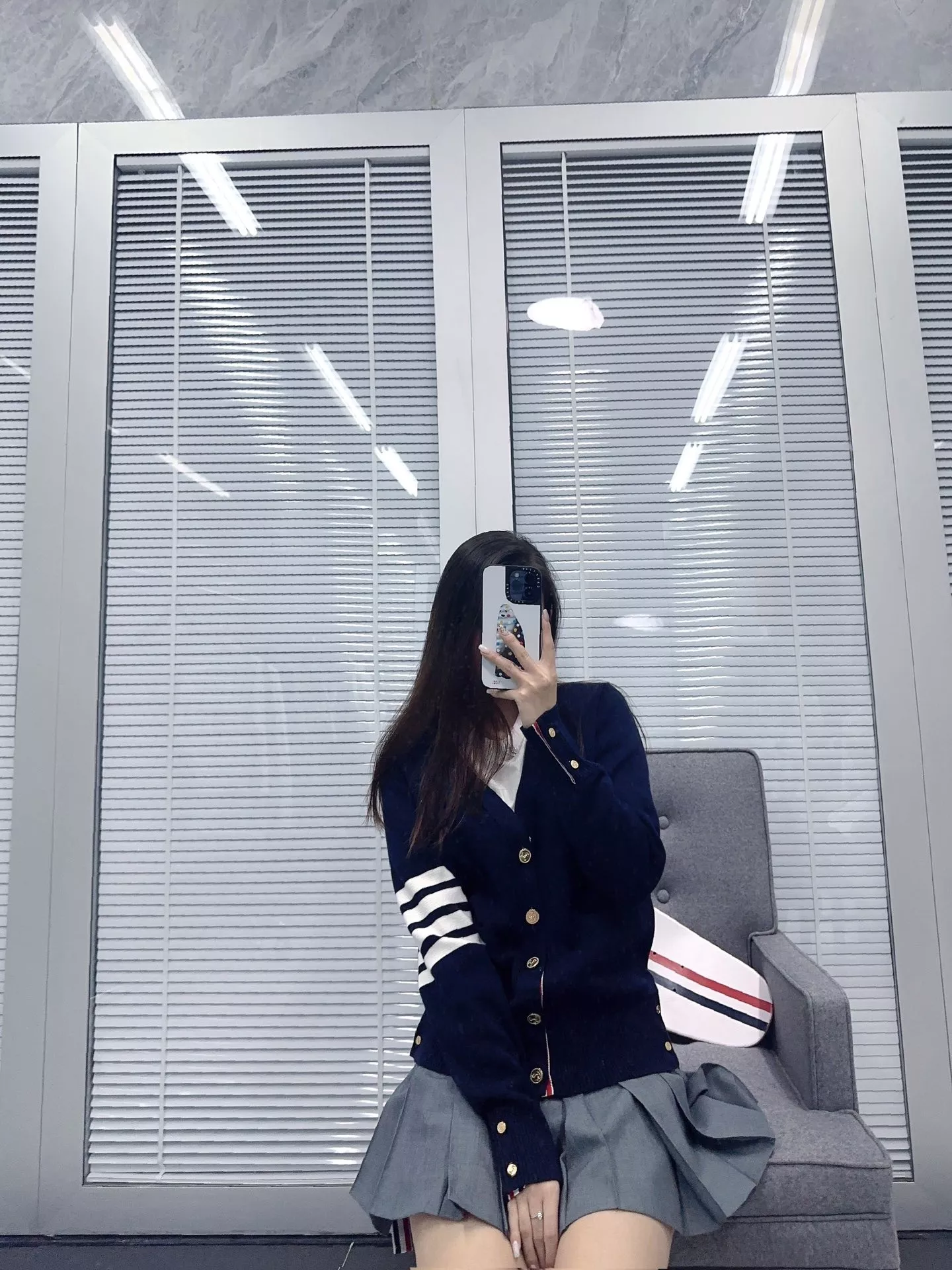 톰브라운 클래식 4바 코튼 가디건 상세 이미지 34