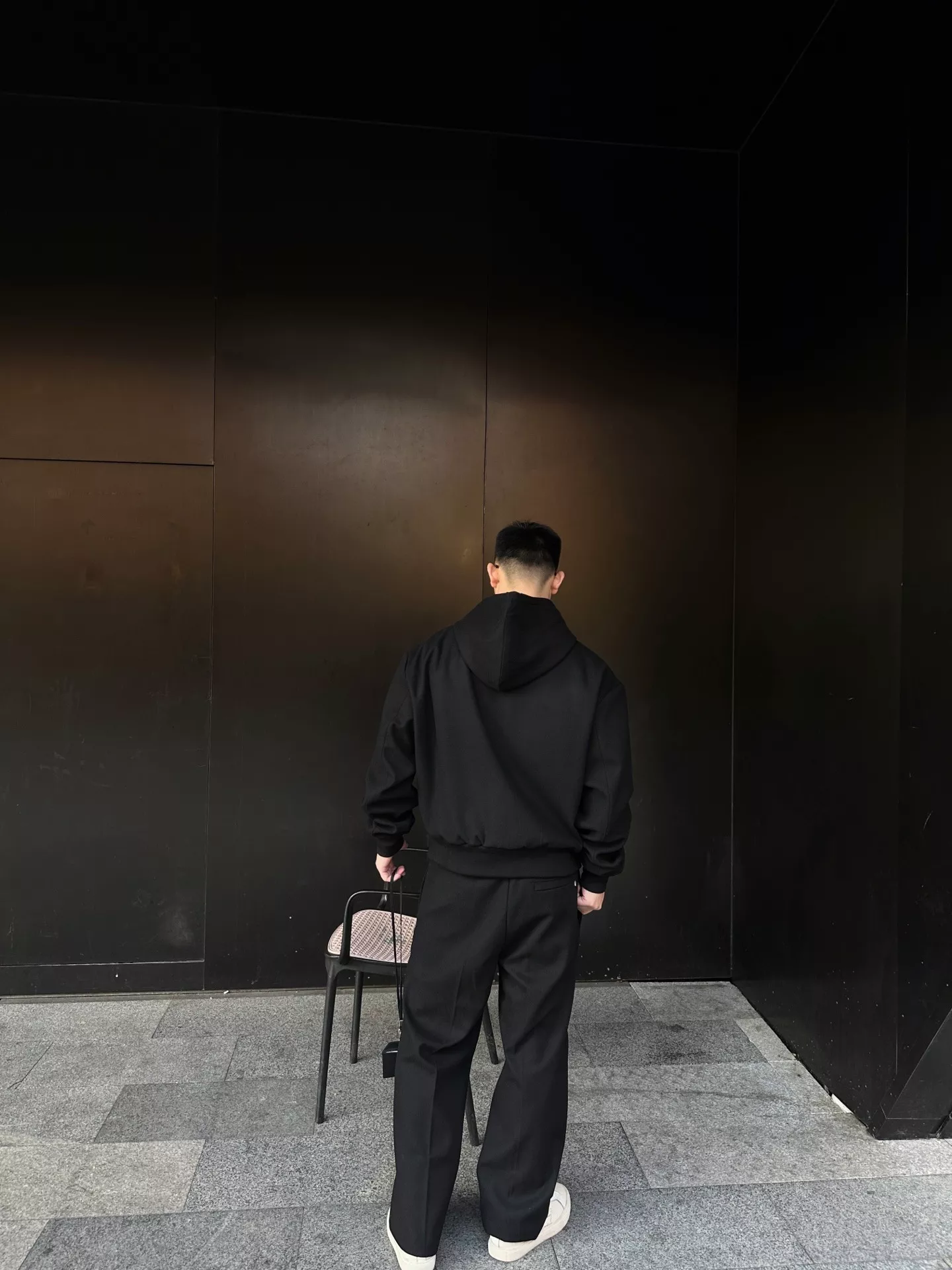 루이비통 금속 로고 디테일 울 혼방 스트레이트 팬츠 상세 이미지 24