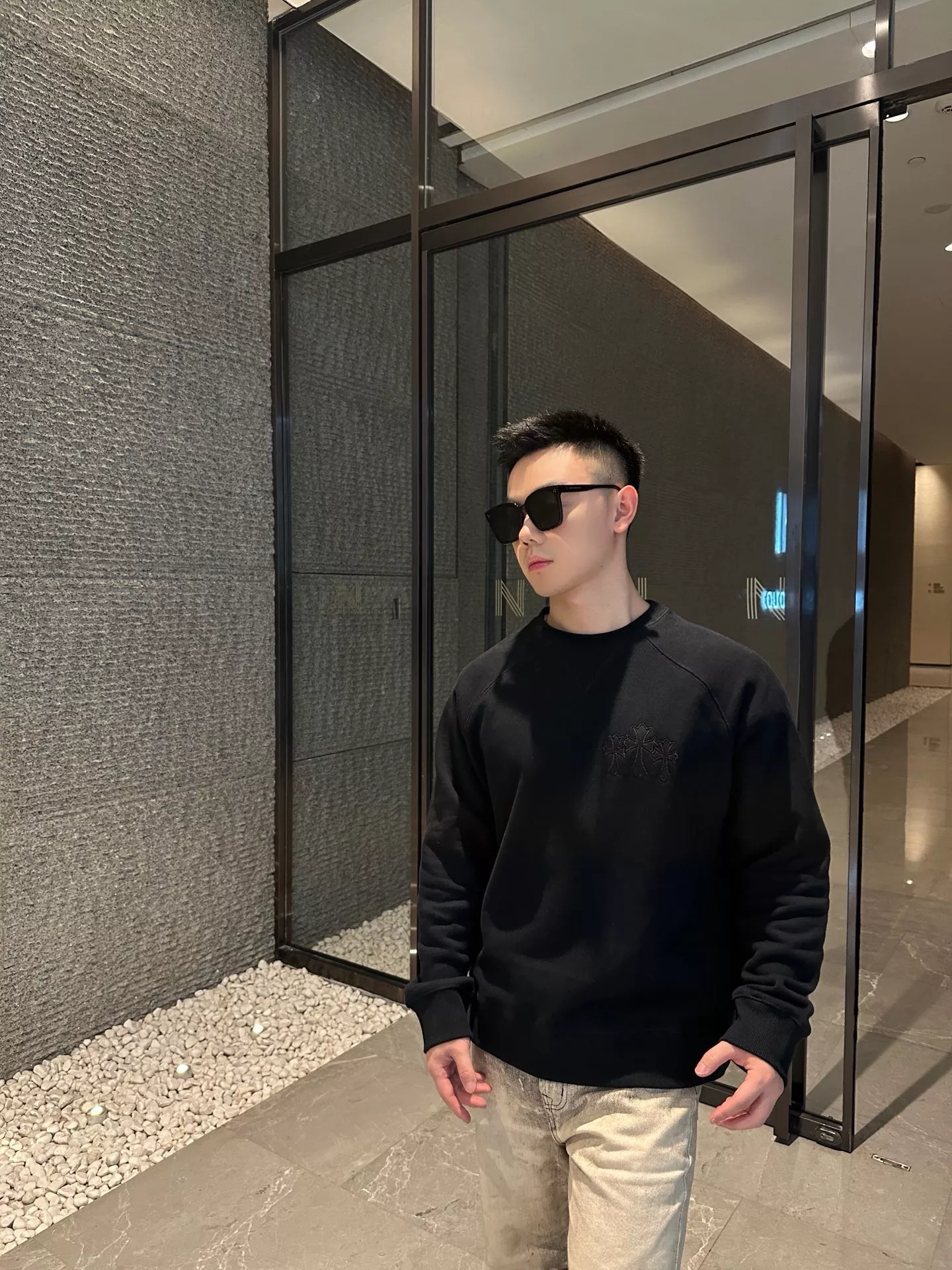 크롬하츠 크로스 패치 자수 라글란 맨투맨 상세 이미지 24