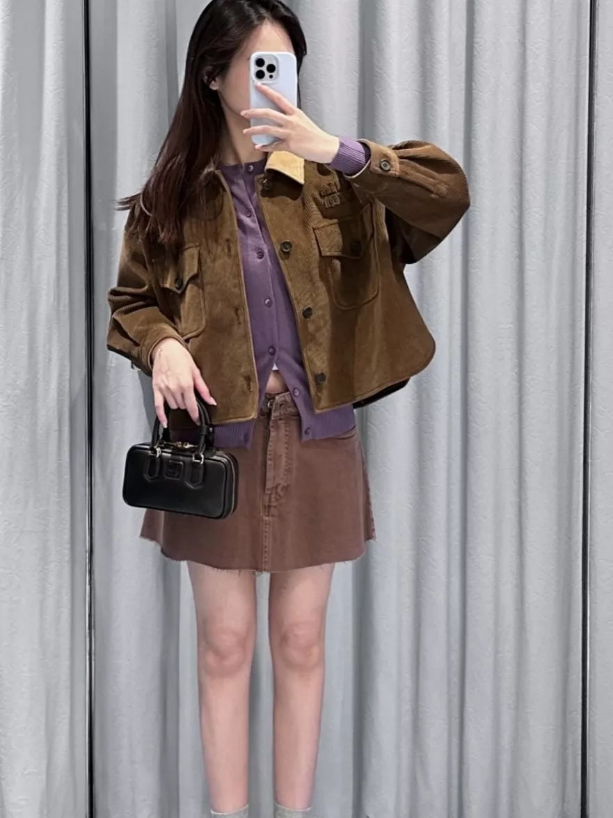 미우미우 아르카디 가죽 미니 핸드백 상세 이미지 28
