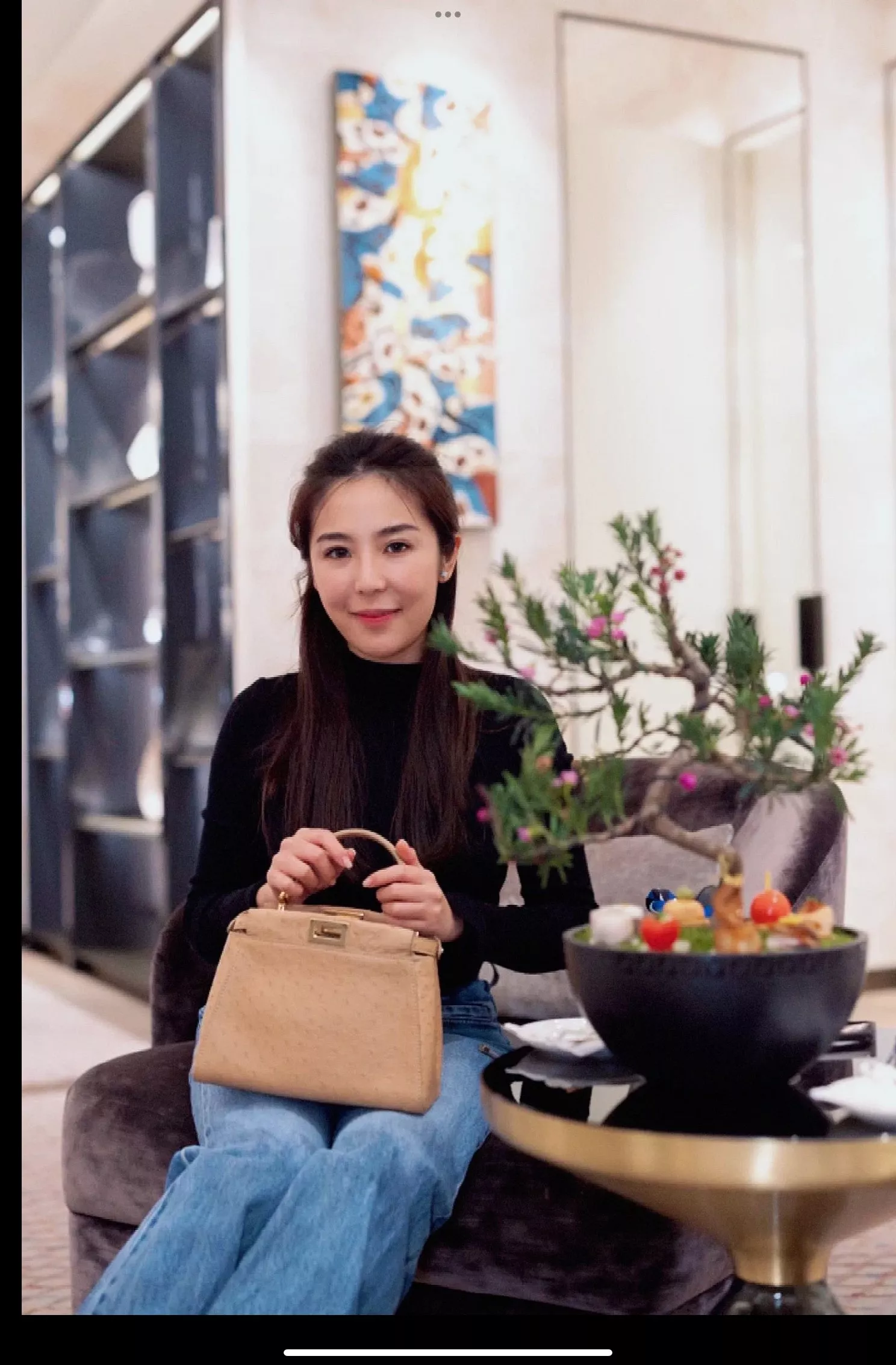 펜디 피카부 오스트리치 레더 핸드백 상세 이미지 18