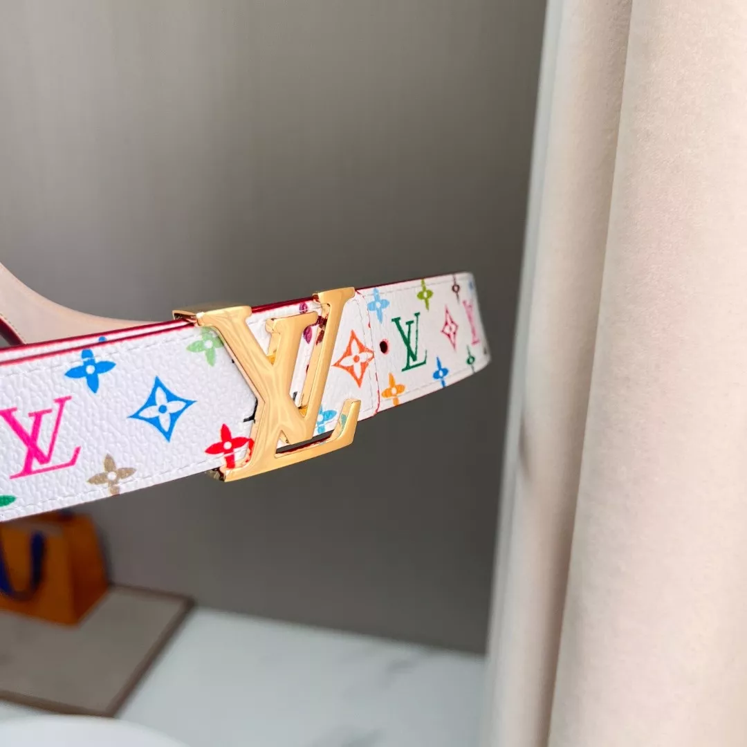 루이비통 모노그램 멀티컬러 LV 골드 버클 디자인 상세 이미지 2