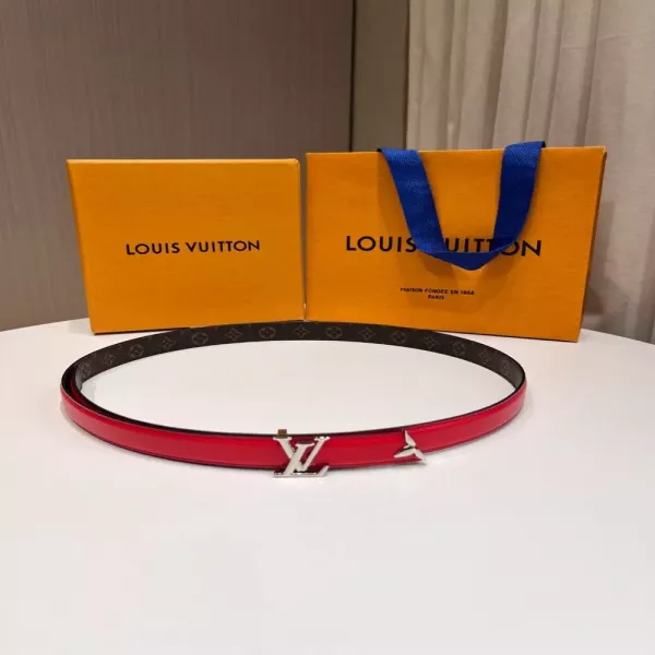 루이비통 LV 로고 버클 슬림 레더 벨트