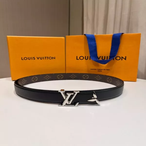 루이비통 LV 모노그램 캔버스 레더 벨트