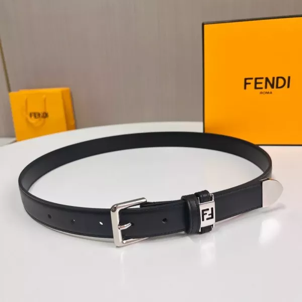 펜디 FD 로고 핀버클 여성 벨트