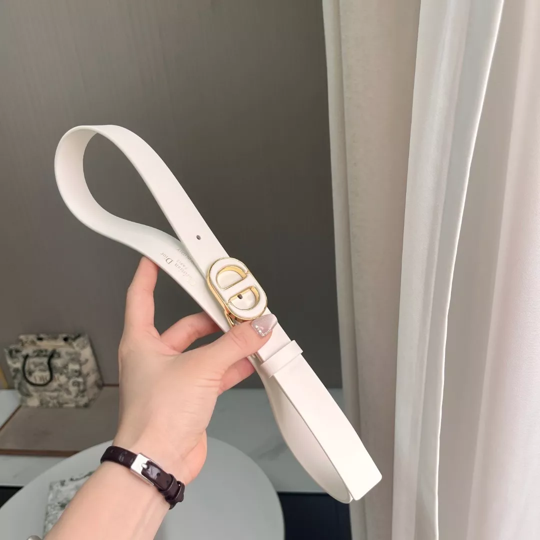 디올 CD 버클 양면 레더 벨트 상세 이미지 3