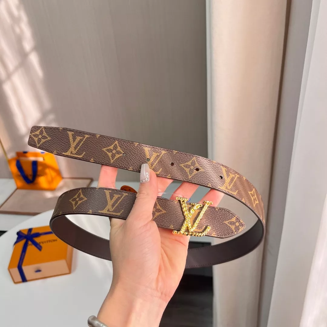 루이비통 모노그램 캔버스 리버서블 LV 트위스트 버클 벨트 상세 이미지 4
