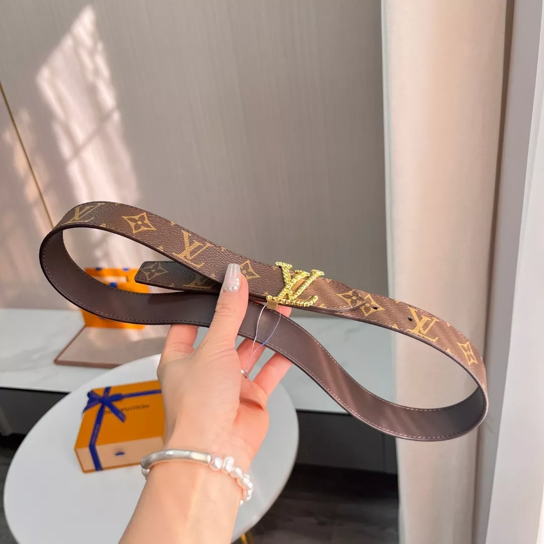 루이비통 모노그램 캔버스 리버서블 LV 트위스트 버클 벨트 상세 이미지 3