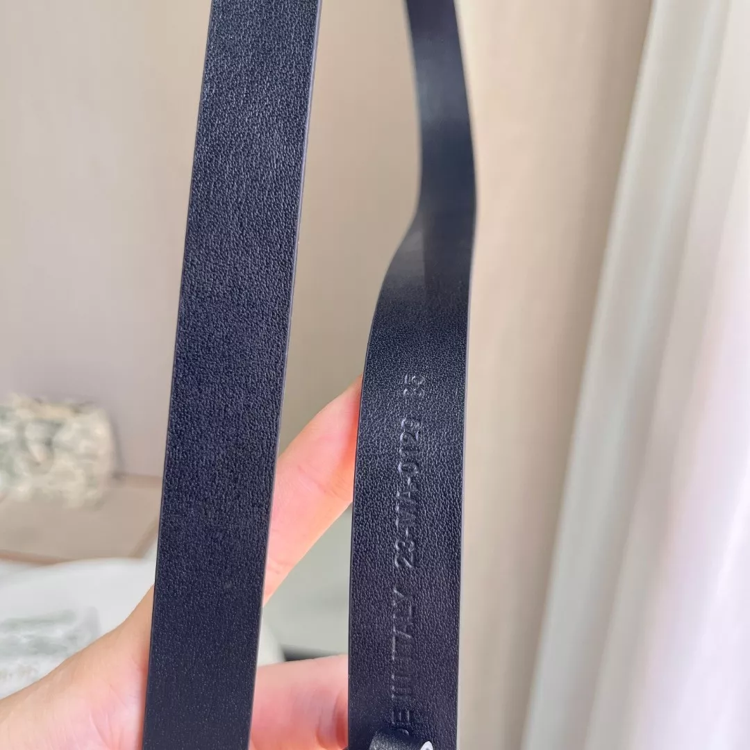 디올 CD 로고 버클 슬림 레더 벨트 상세 이미지 6