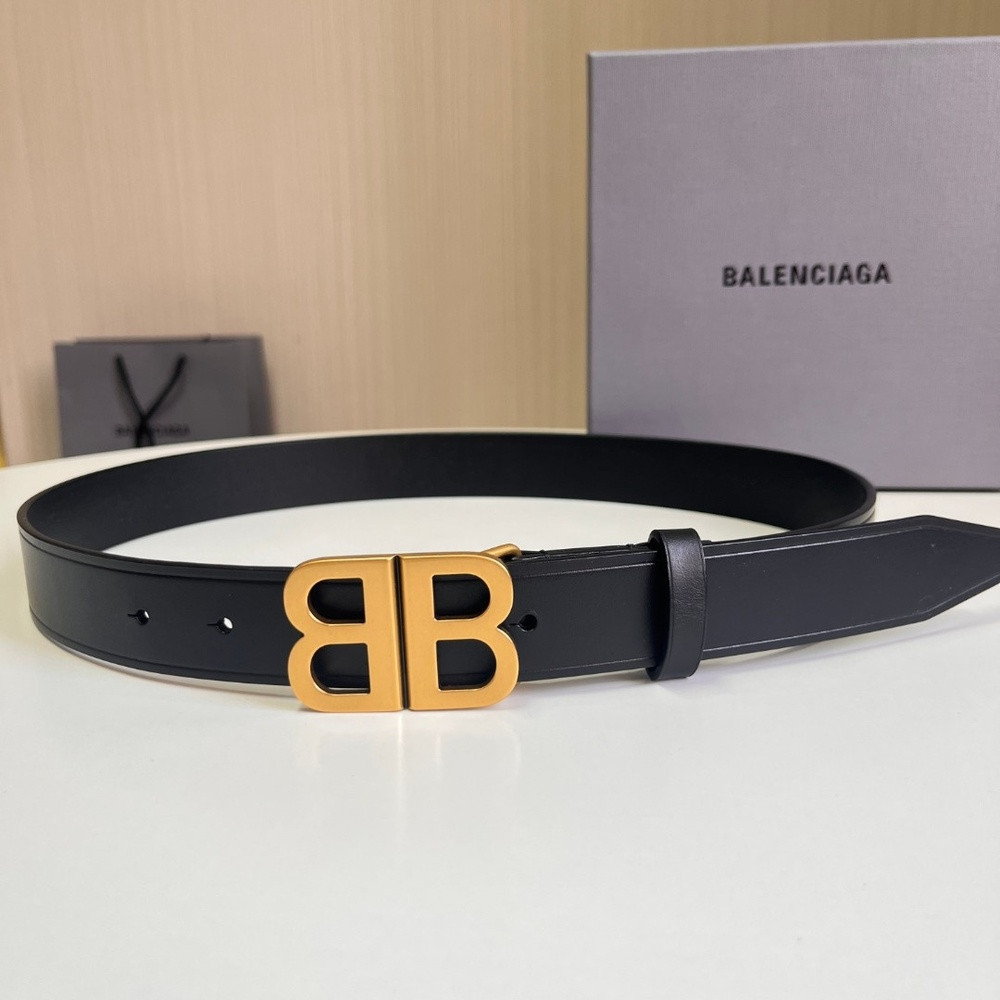 발렌시아가 BB 로고 버클 가죽 벨트