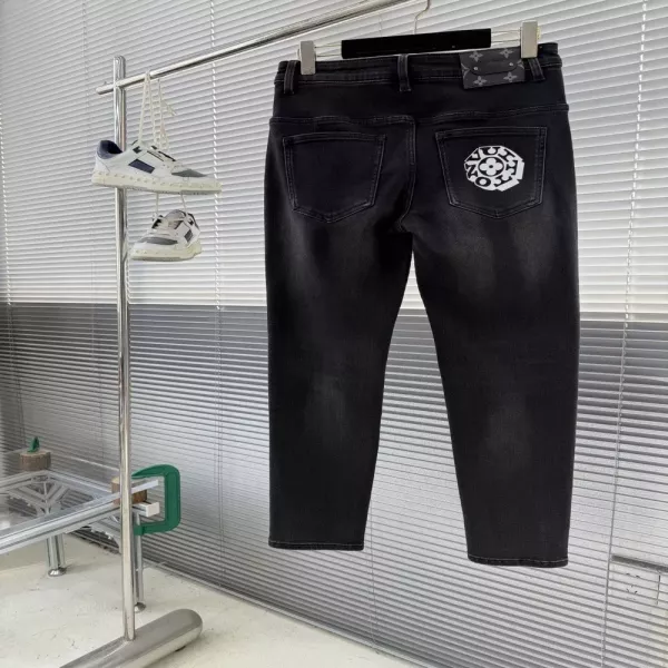 루이비통 그래피티 포켓 프린트 스트레이트 데님 팬츠