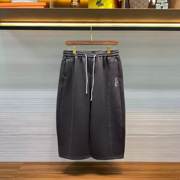 메종마르지엘라 MM6 인버티드 로고 자수 기모 코튼 드로스트링 와이드 팬츠