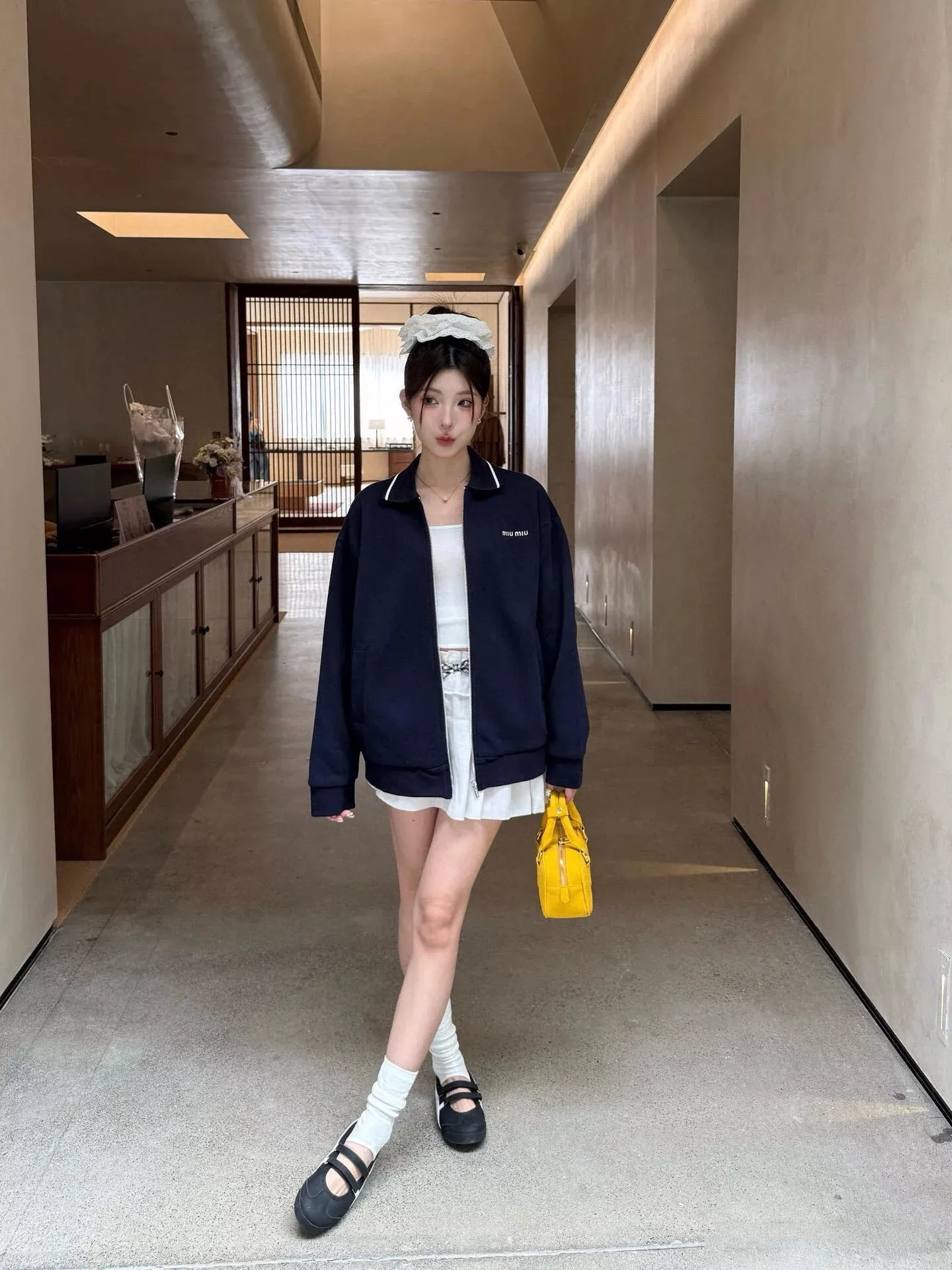 미우미우 로고 자수 카라 집업 재킷 상세 이미지 24