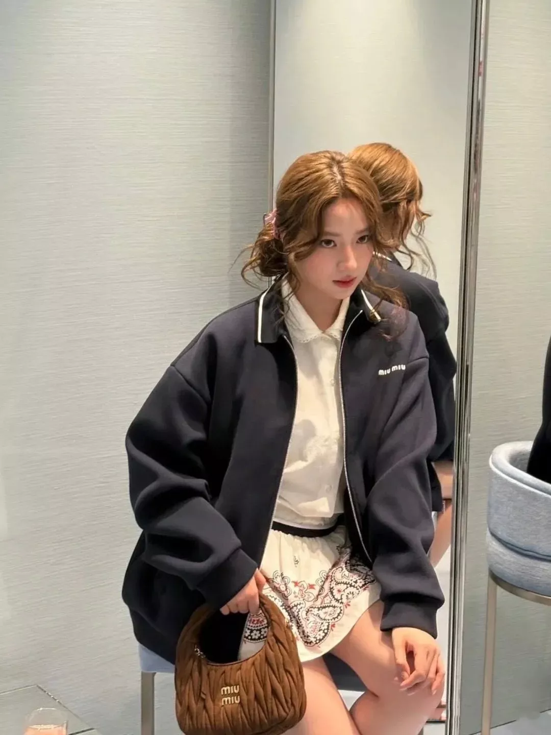 미우미우 로고 자수 카라 집업 재킷 상세 이미지 20