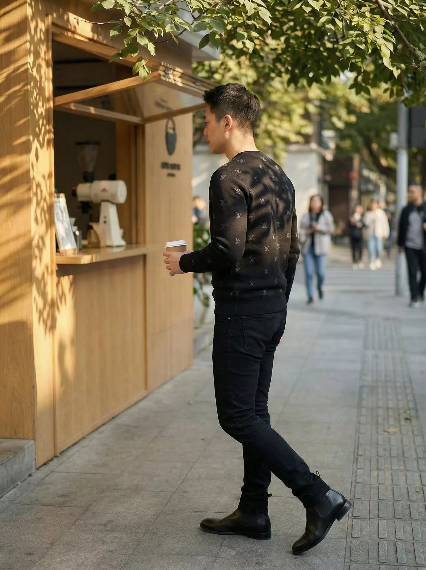 루이비통 올오버 로고 인타르시아 크루넥 울 니트 상세 이미지 22