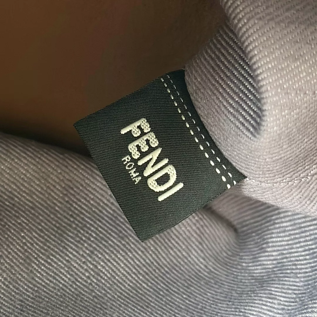 펜디 바이더웨이 데님 자카드 더블F 보스턴 핸드백 상세 이미지 7