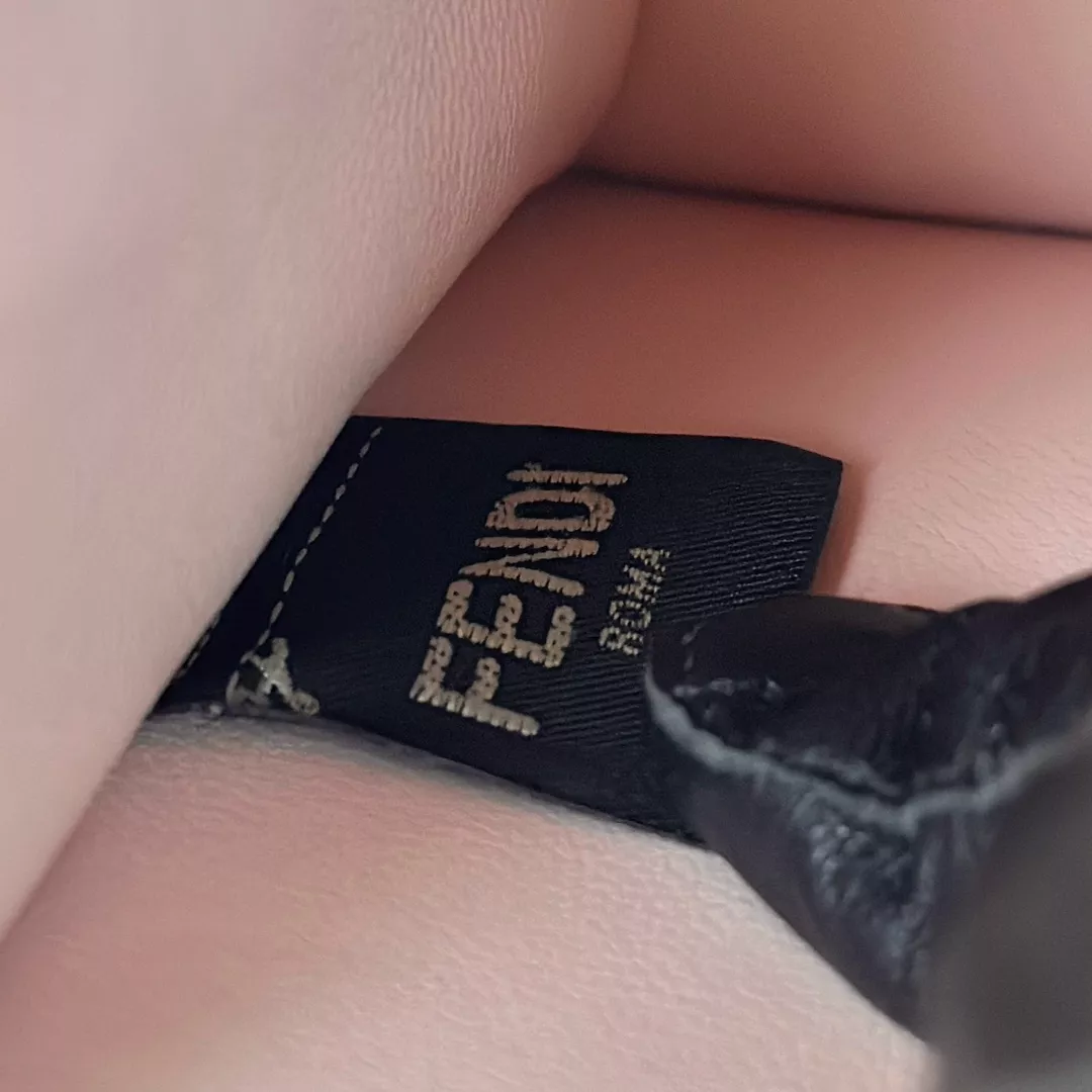 펜디 피카부 아이씨유 쁘띠 스네이크 패턴 토트 겸 크로스 상세 이미지 7