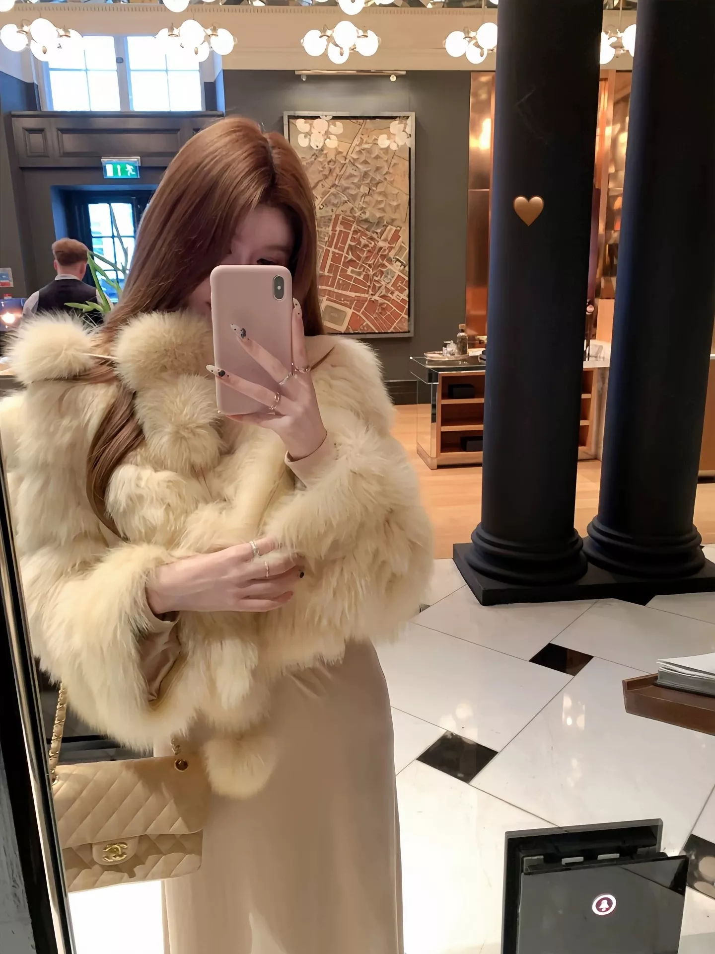 펜디 폭스퍼 가로 스트라이프 니팅 재킷 상세 이미지 24