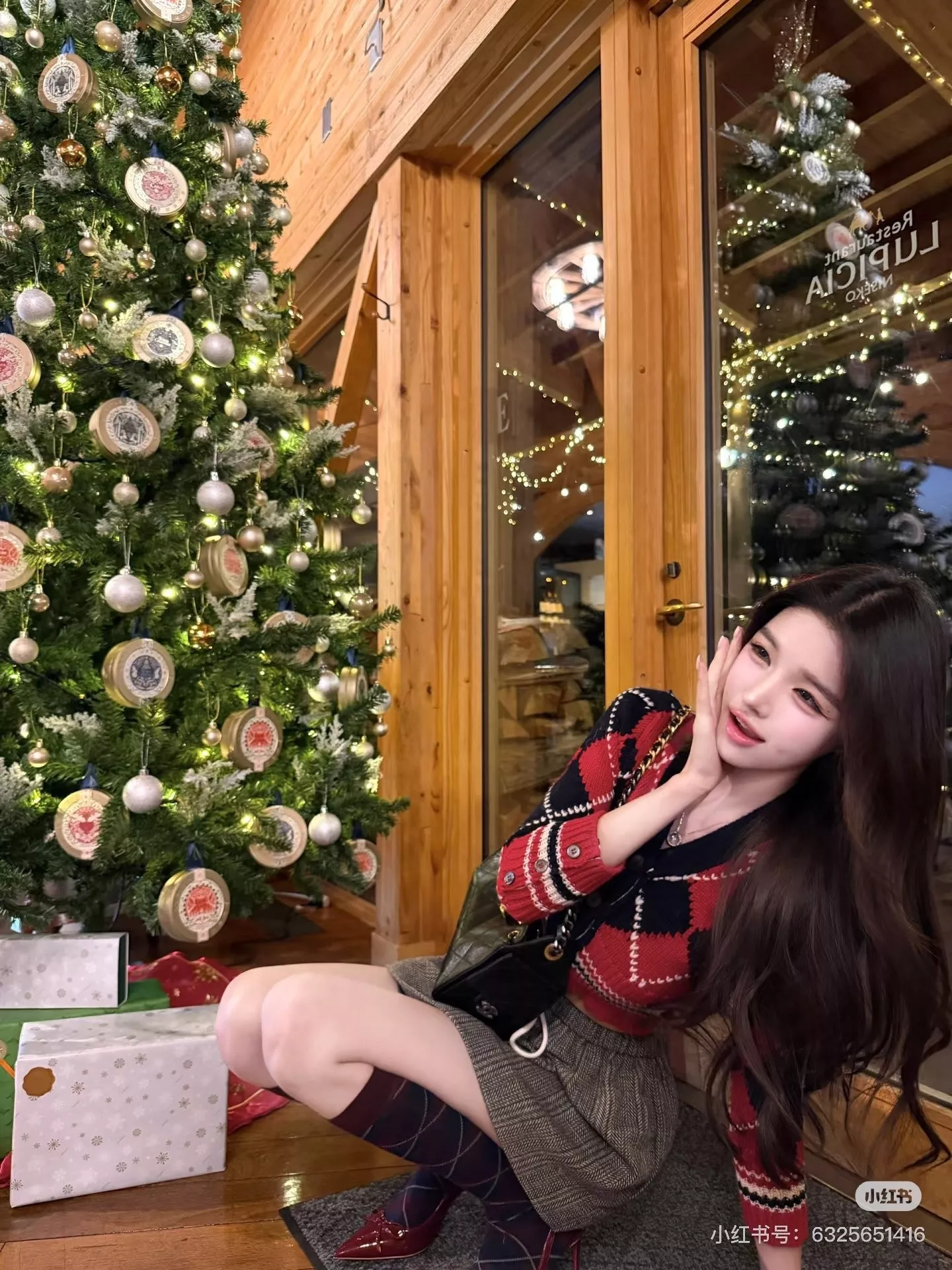 톰브라운 아가일 체크 니트 가디건 상세 이미지 23