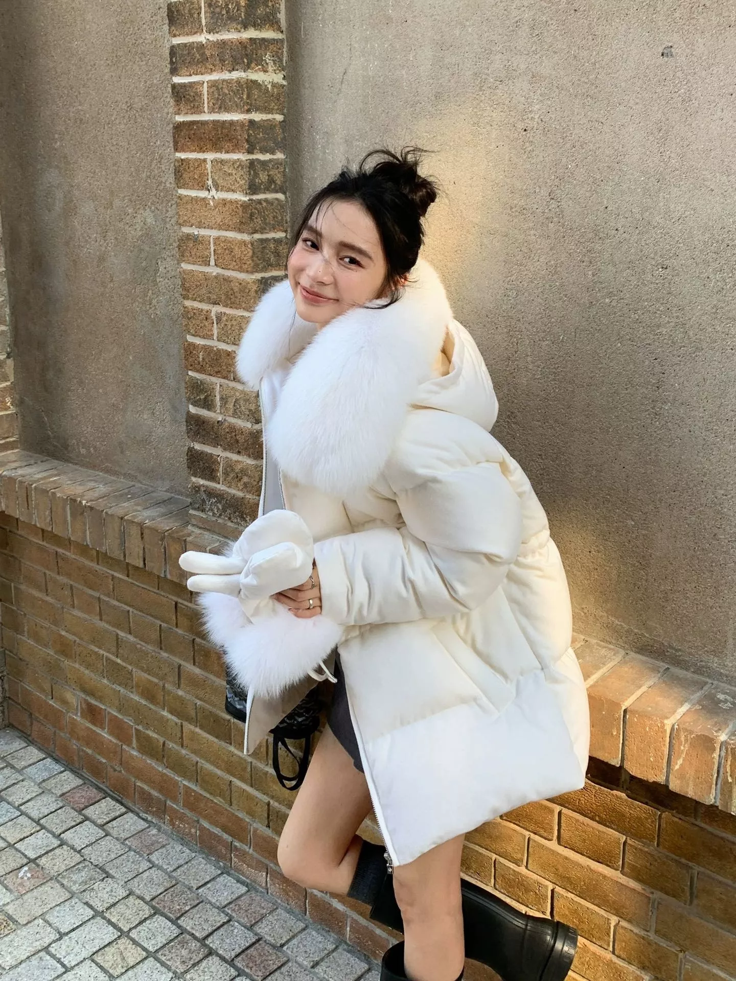 로로피아나 폭스퍼 탈부착 구스다운 쇼트 패딩 점퍼 상세 이미지 23