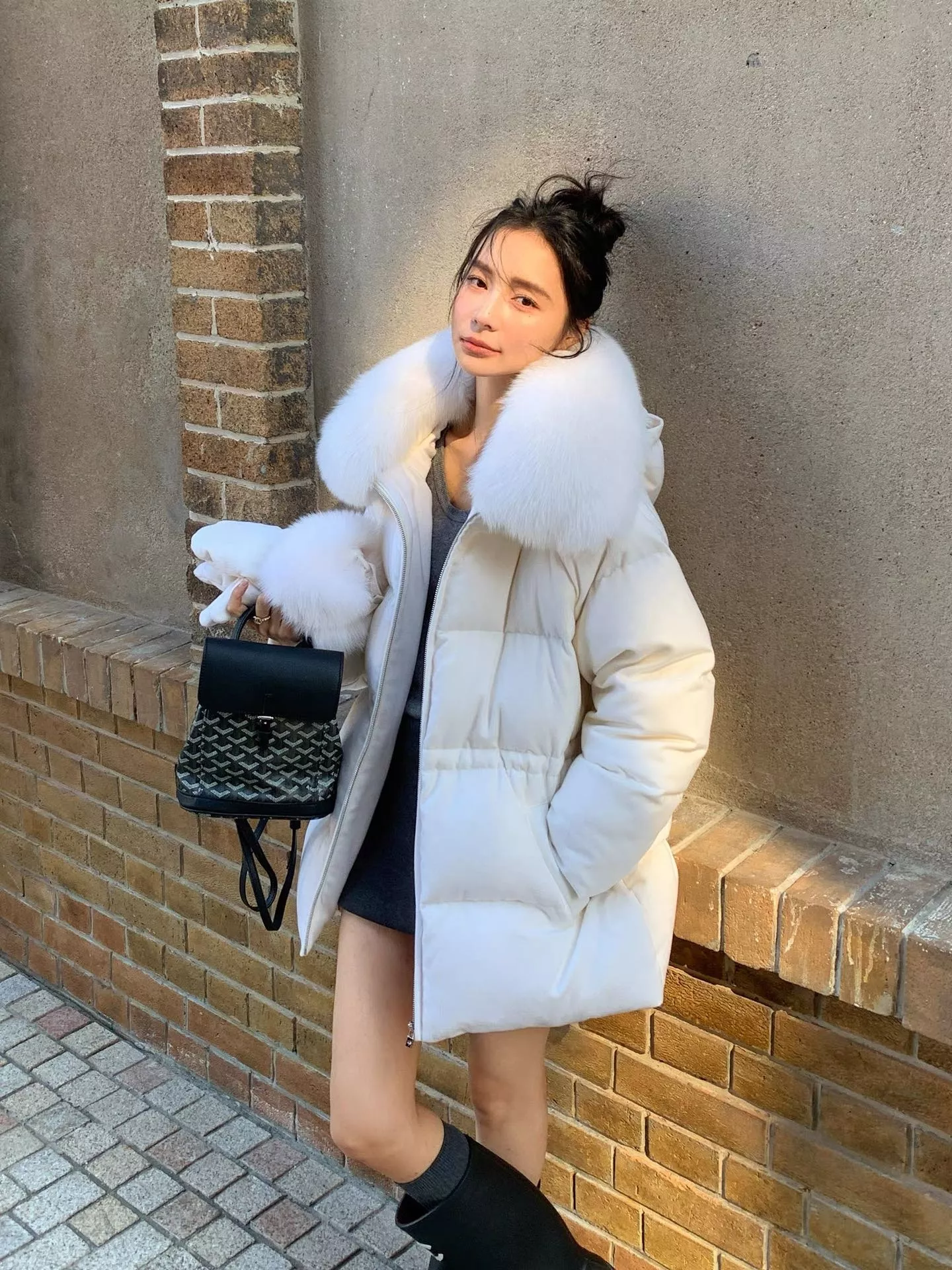 로로피아나 폭스퍼 탈부착 구스다운 쇼트 패딩 점퍼 상세 이미지 22