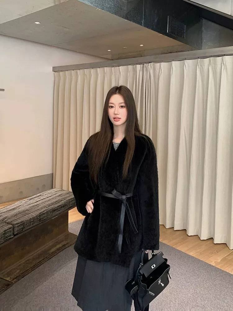아크네스튜디오 메리노 양모 퍼 무드 벨트 재킷 상세 이미지 24
