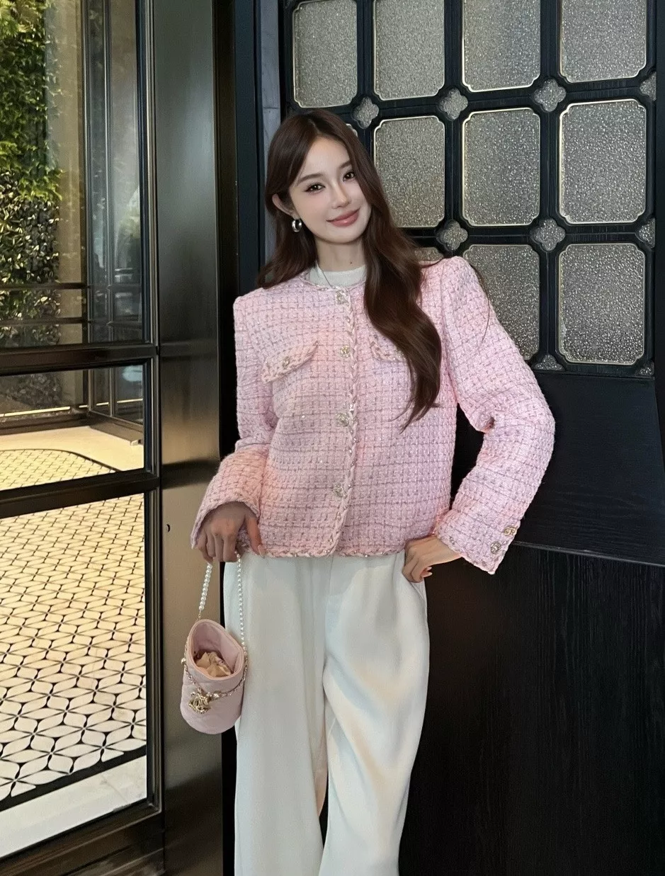 샤넬 클래식 핑크 트위드 크롭 재킷 상세 이미지 17