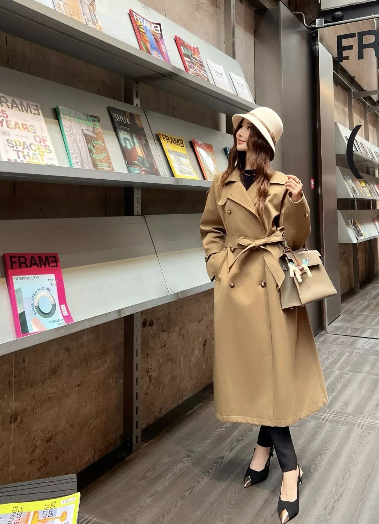 디올 더블 버튼 트렌치 롱 코트 상세 이미지 13