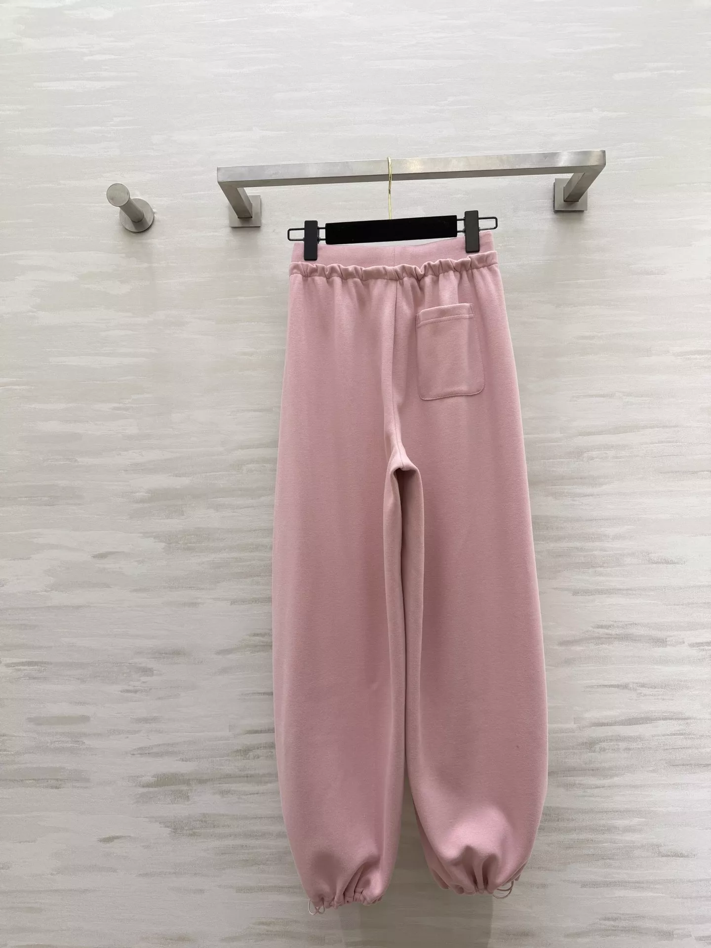 로에베 로고 자수 드로스트링 조거 와이드 팬츠 상세 이미지 24