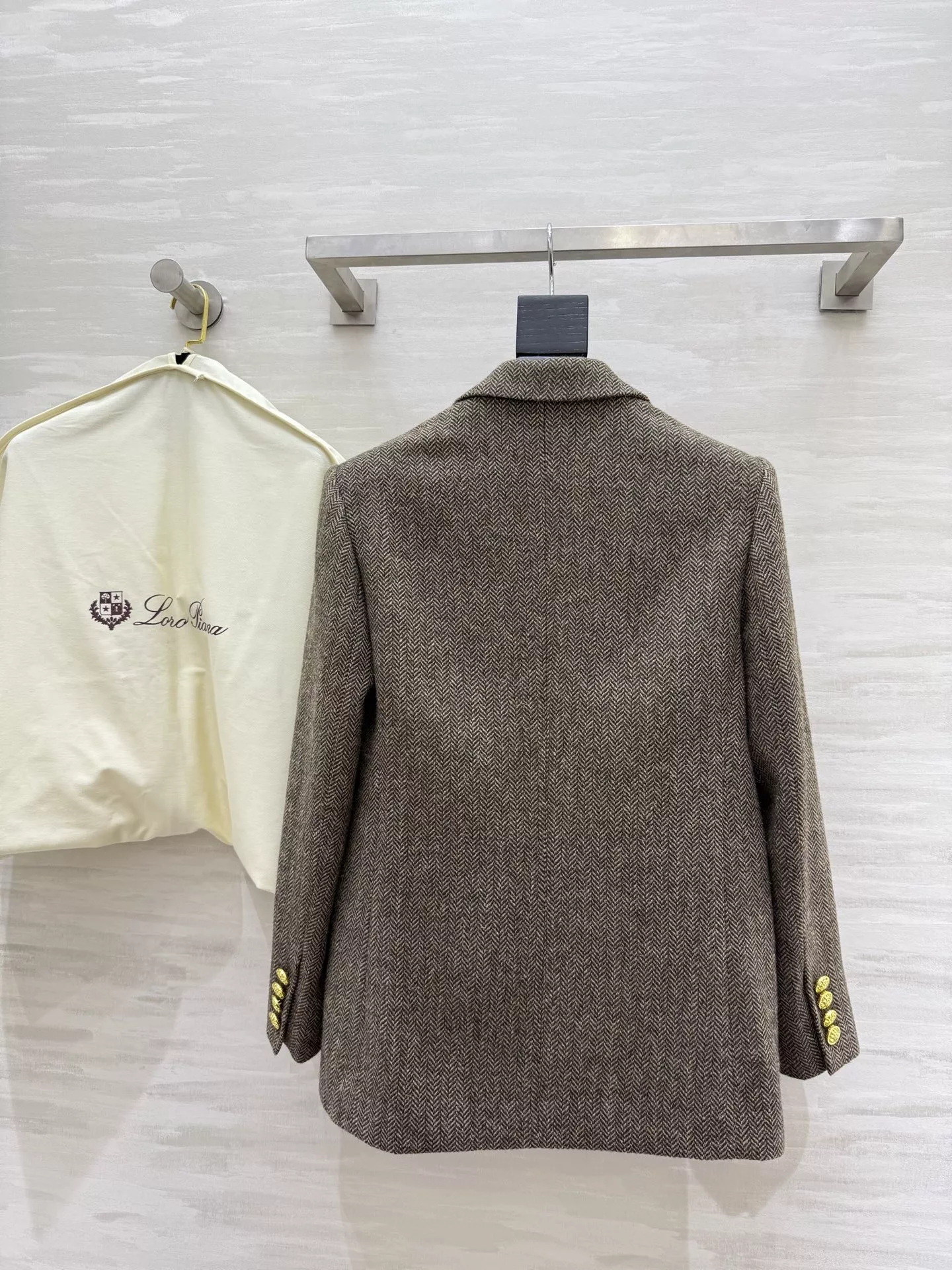 로로피아나 헤링본 울 더블브레스트 블레이저 상세 이미지 5