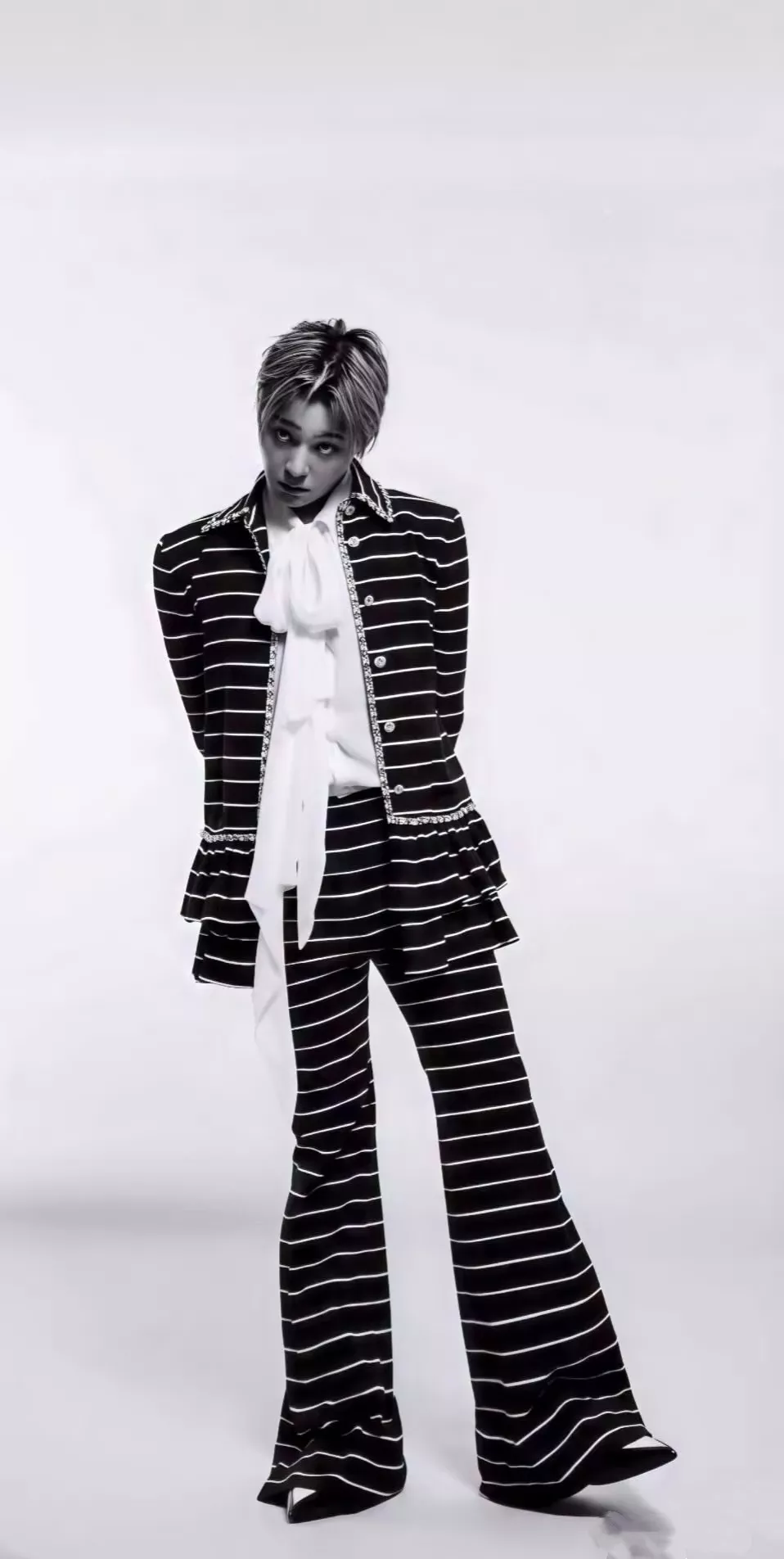 샤넬 스트라이프 하이웨이스트 플레어 팬츠 상세 이미지 17