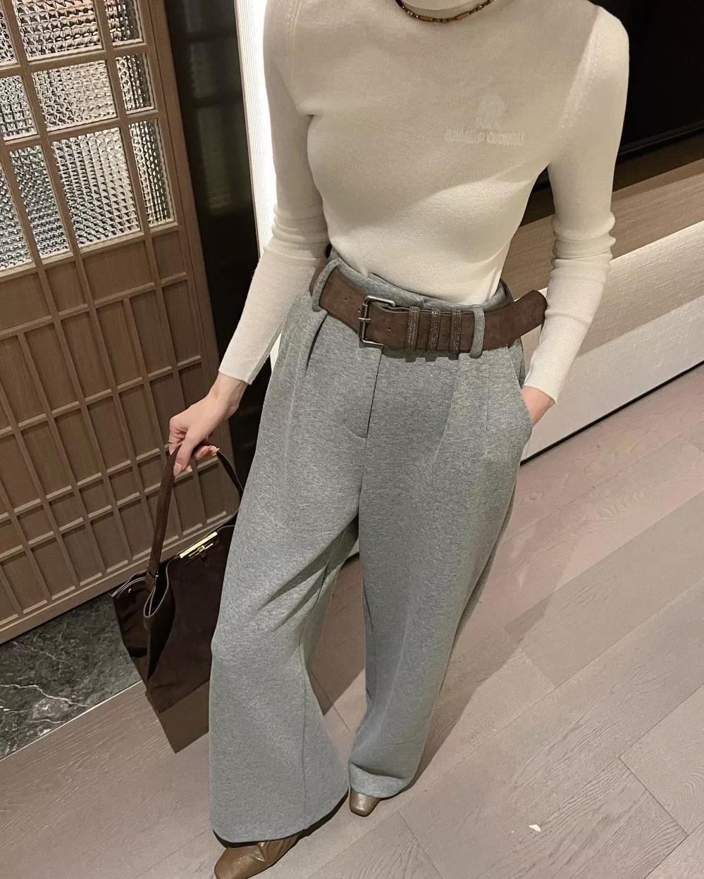 브루넬로쿠치넬리 하이웨스트 스트레이트 와이드 팬츠 상세 이미지 26