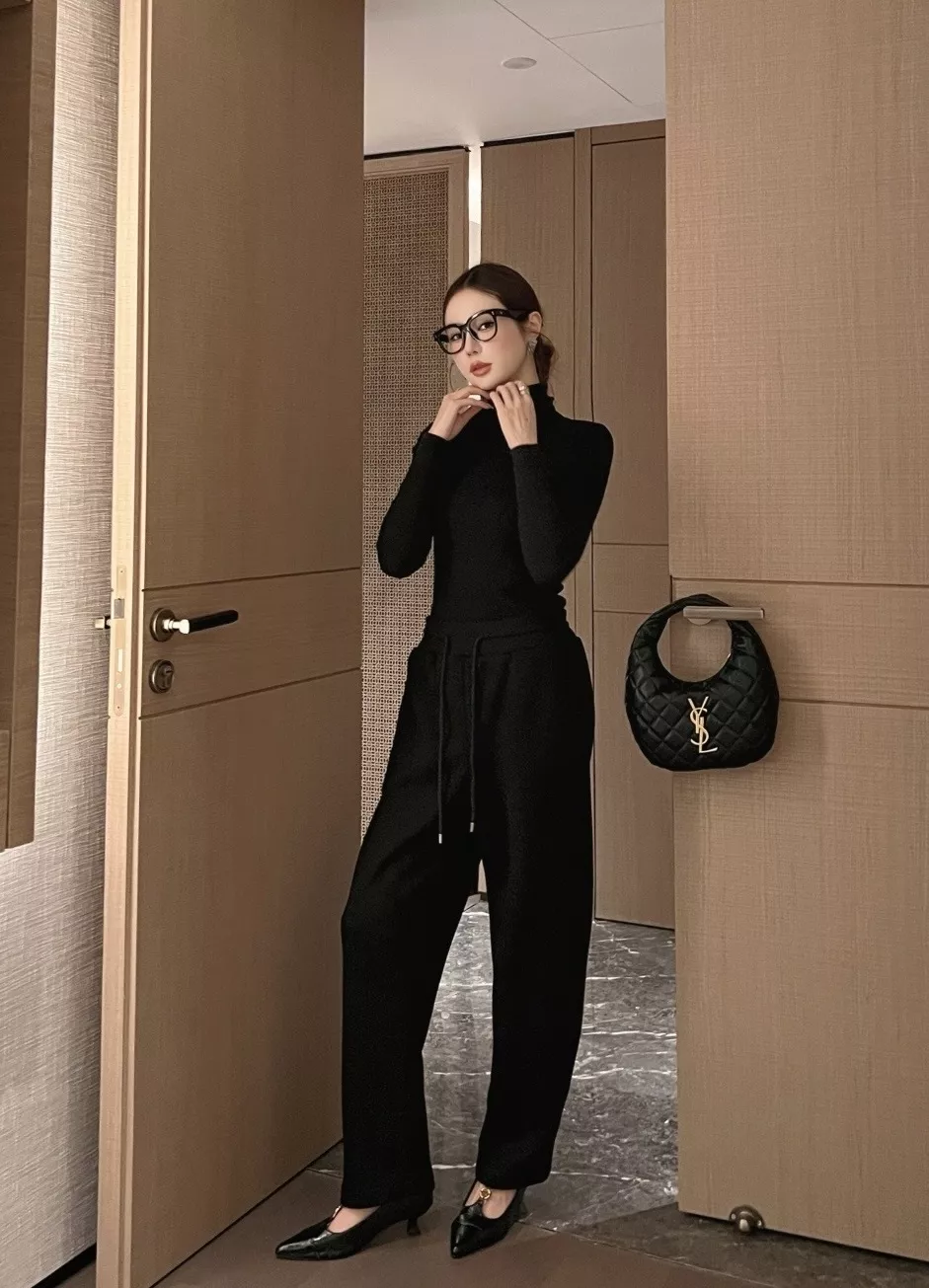 로로피아나 봄여름 드로스트링 스트레이트 팬츠 상세 이미지 30