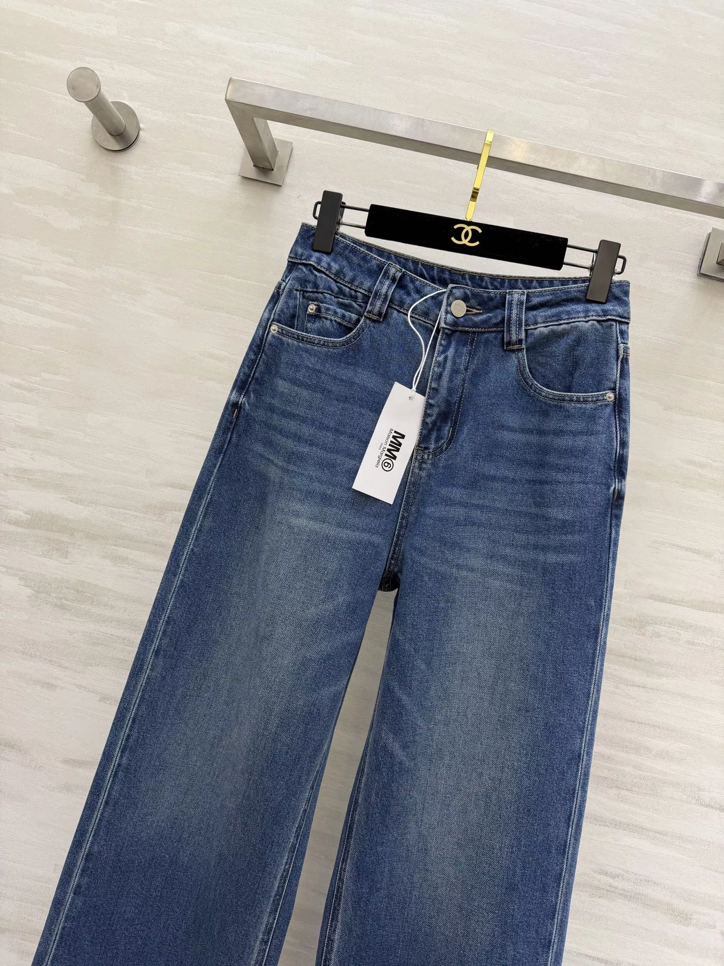 메종마르지엘라 MM6 26시즌 직통 데님 팬츠 상세 이미지 2