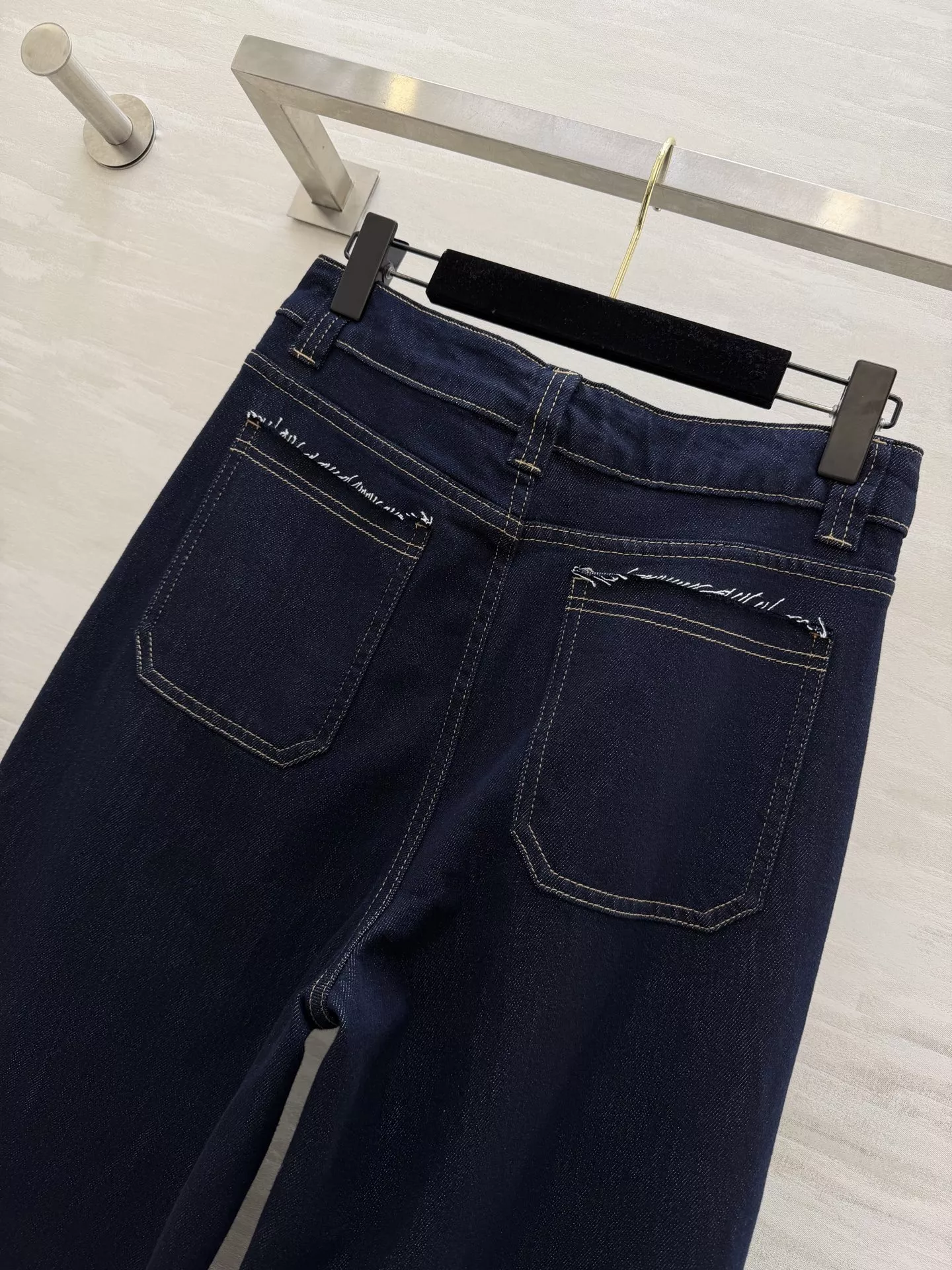 메종마르지엘라 MM6 26시즌 직통 데님 팬츠 상세 이미지 20