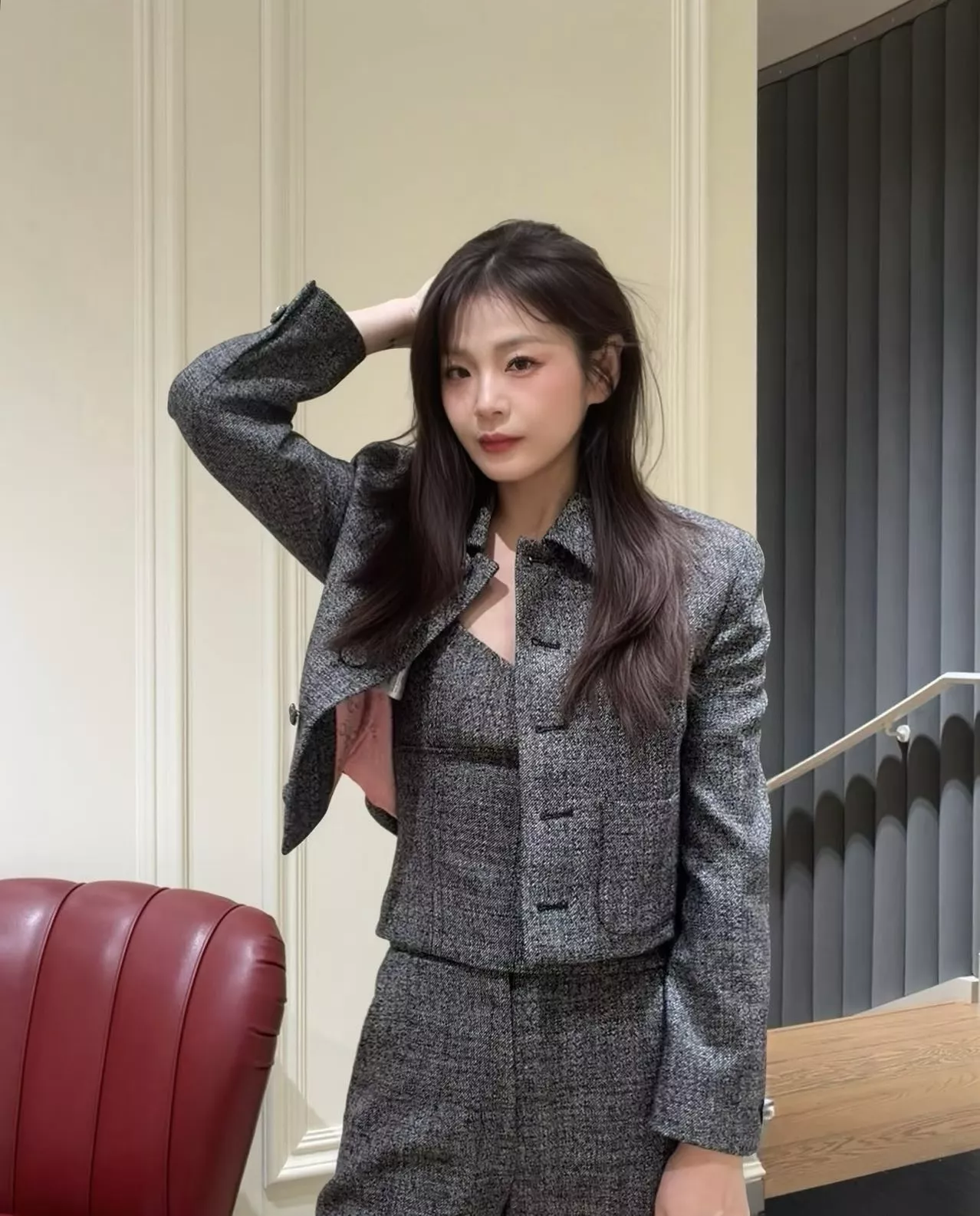 구찌 그레이 숏 기장 테일러드 울 블렌드 재킷 상세 이미지 16