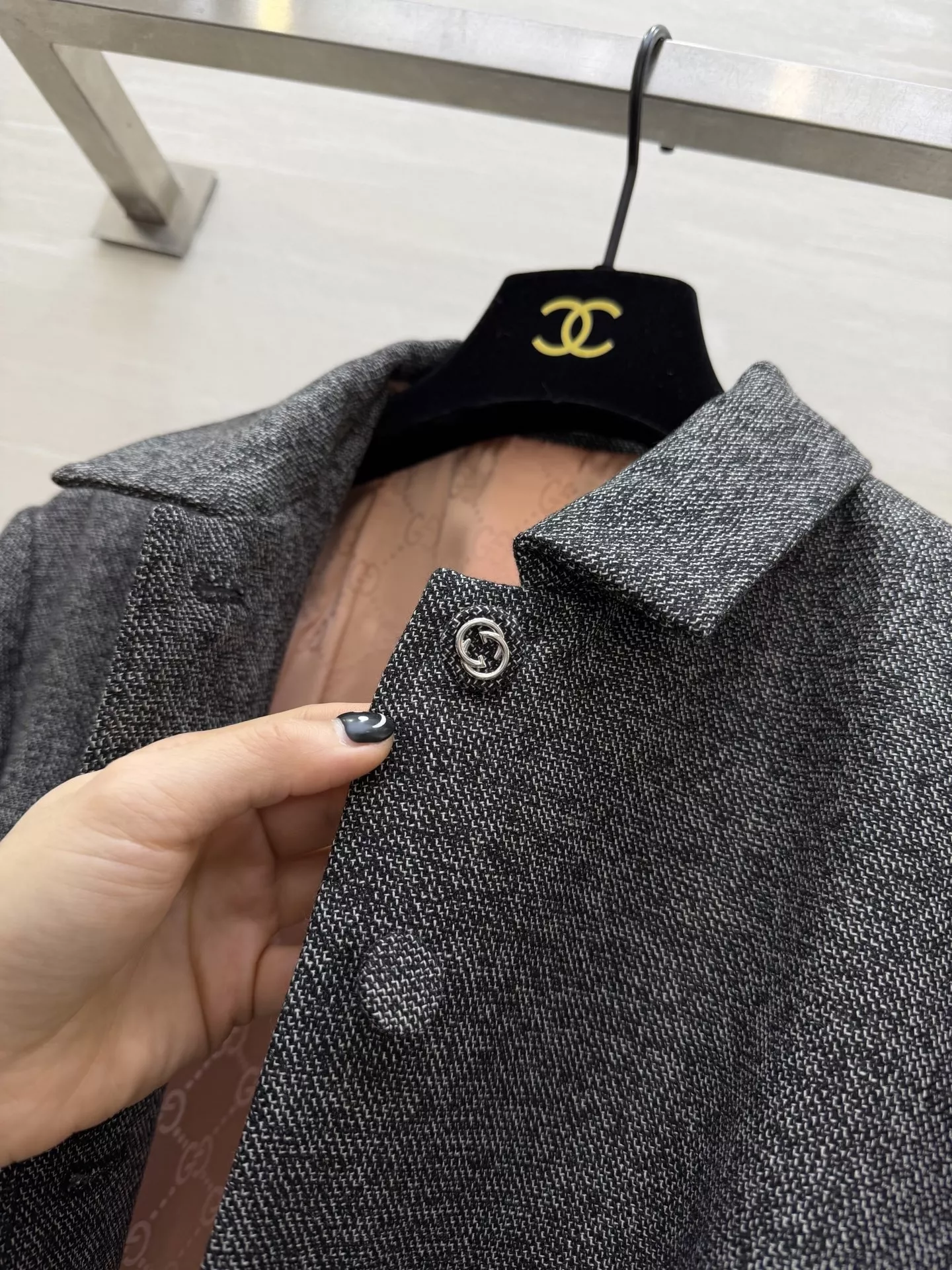 구찌 그레이 숏 기장 테일러드 울 블렌드 재킷 상세 이미지 8