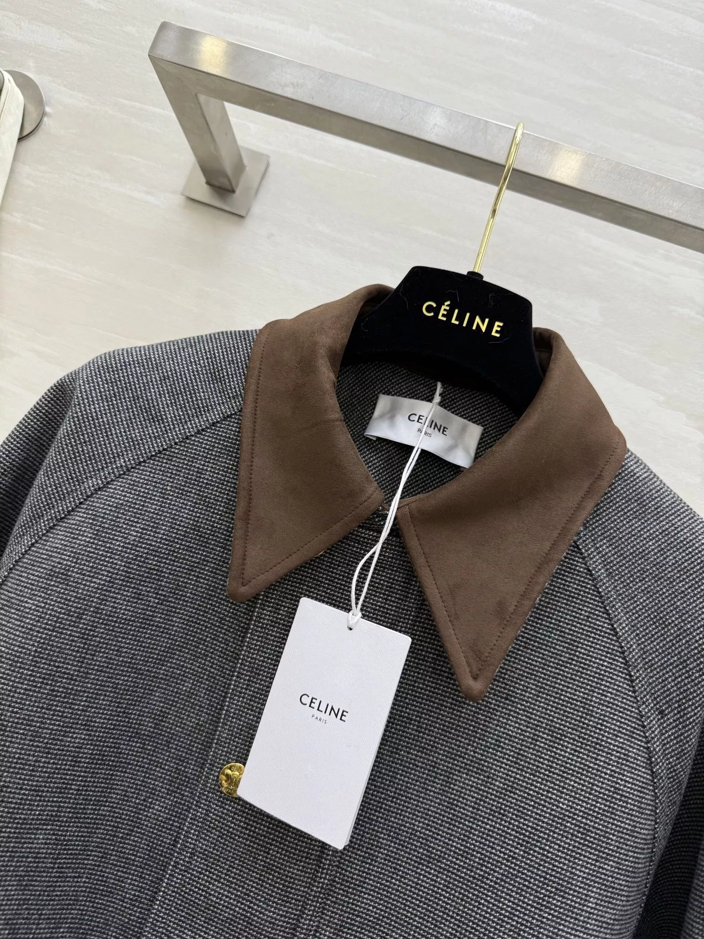 셀린느 스웨이드 배색 카라 버튼 재킷 상세 이미지 2