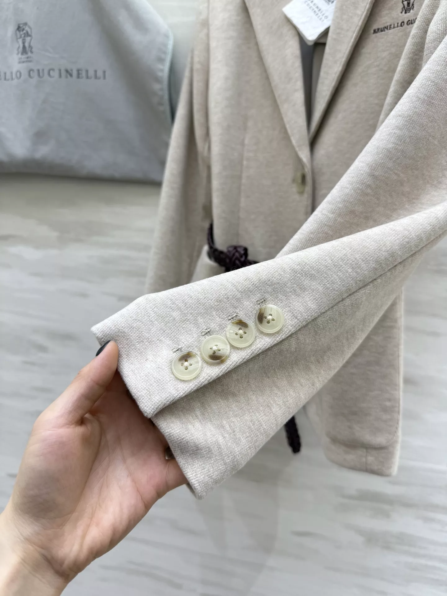 브루넬로쿠치넬리 브레이드 벨트 싱글 버튼 테일러드 재킷 상세 이미지 2
