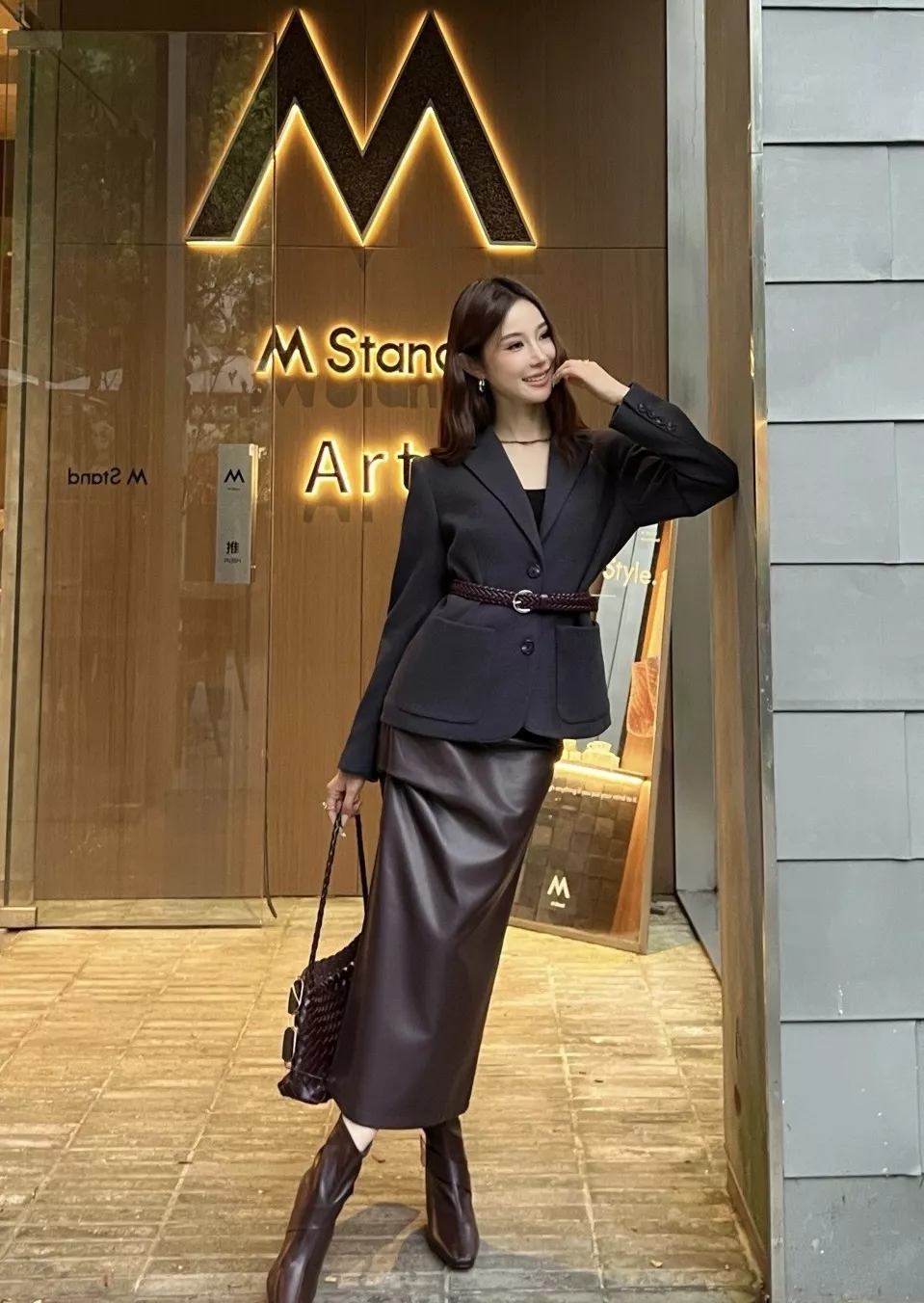 브루넬로쿠치넬리 브레이드 벨트 싱글 버튼 테일러드 재킷 상세 이미지 28