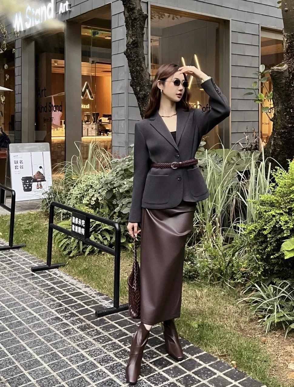 브루넬로쿠치넬리 브레이드 벨트 싱글 버튼 테일러드 재킷 상세 이미지 31