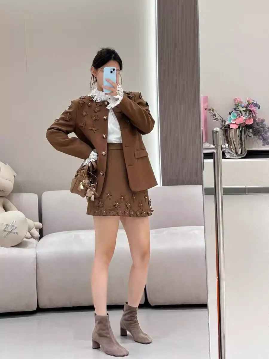 샤넬 입체 플라워 비즈 울혼방 재킷 스커트 세트 상세 이미지 18