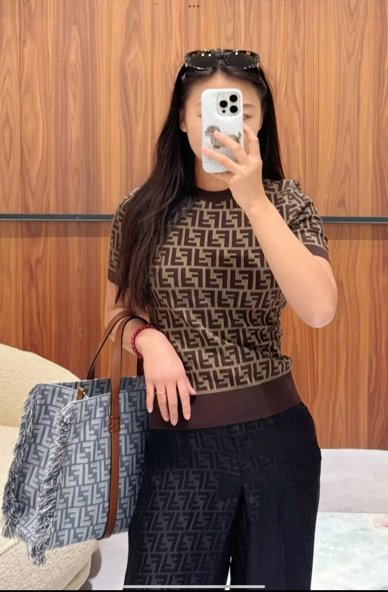 펜디 FF 자카드 패브릭 대용량 쇼퍼백 상세 이미지 26