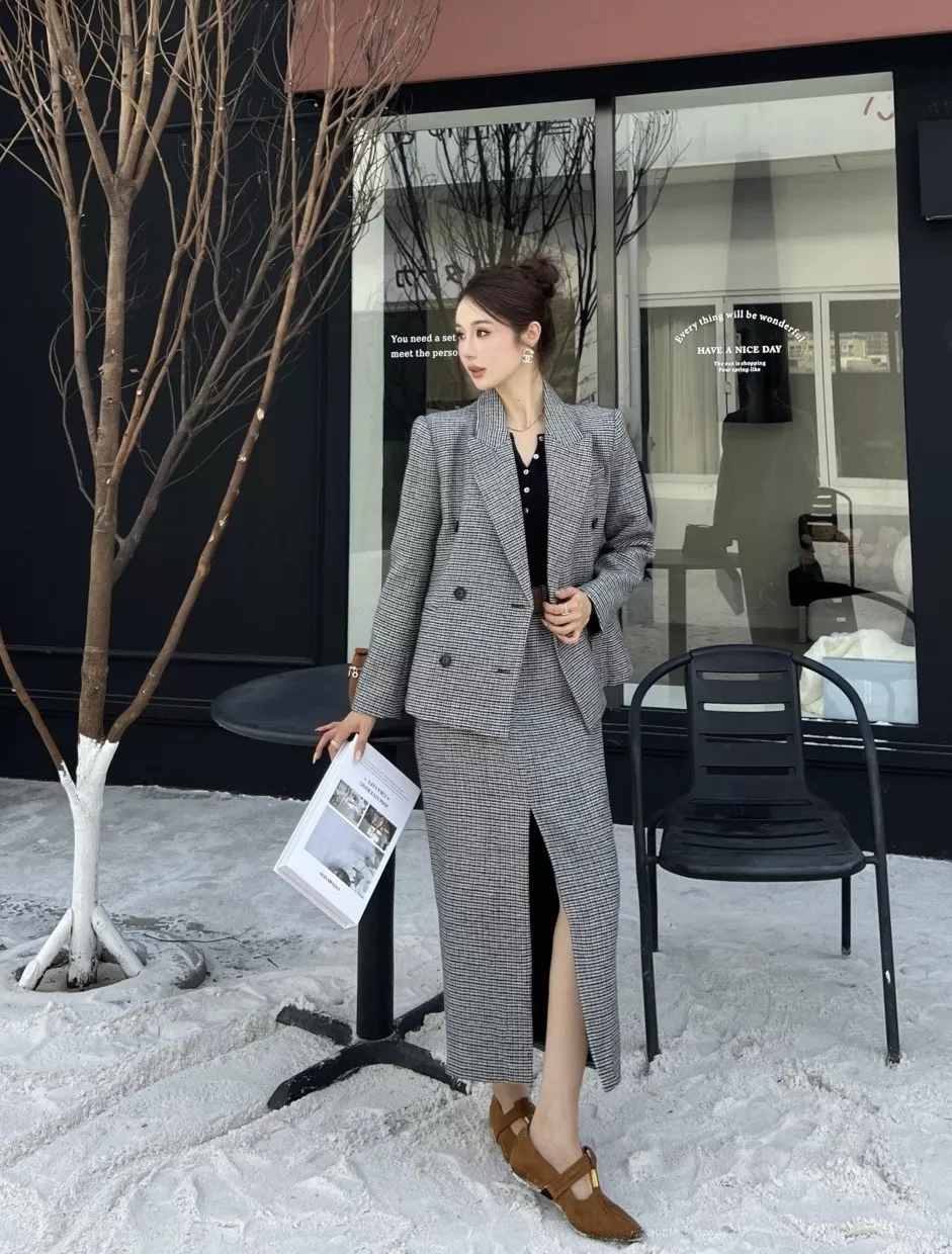브루넬로쿠치넬리 울 하운드투스 더블브레스트 재킷 및 롱 스커트 세트 상세 이미지 30