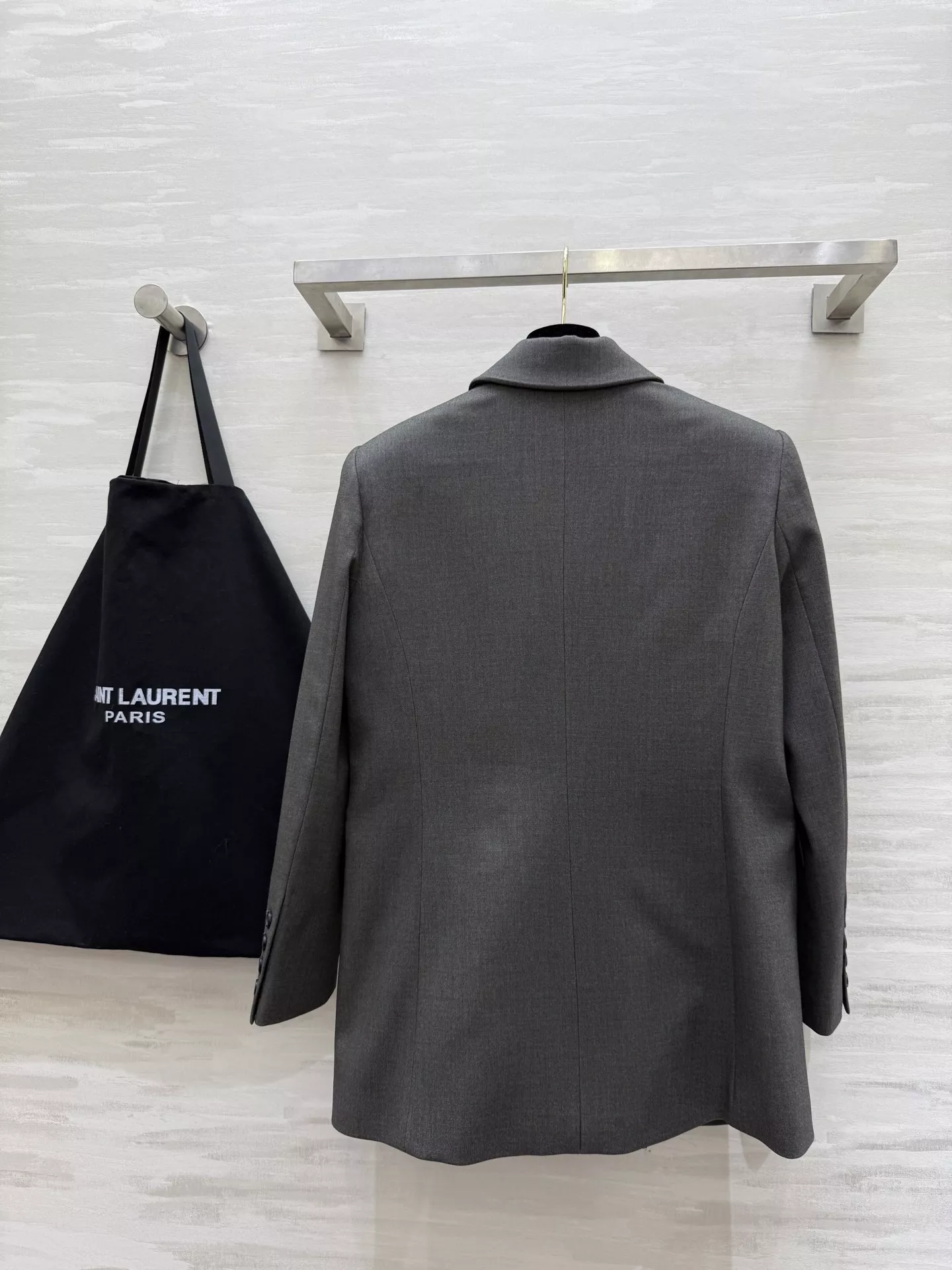 생로랑 와이드 숄더 오버핏 더블 브레스티드 블레이저 상세 이미지 26