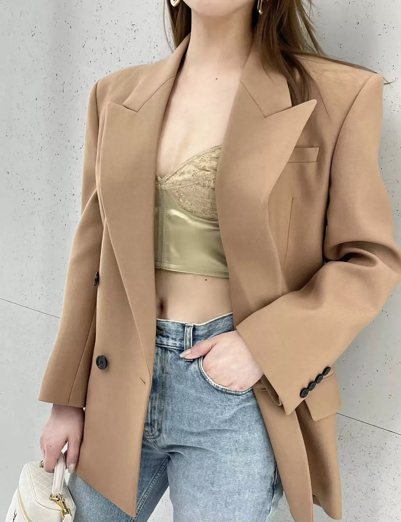 생로랑 와이드 숄더 오버핏 더블 브레스티드 블레이저 상세 이미지 17