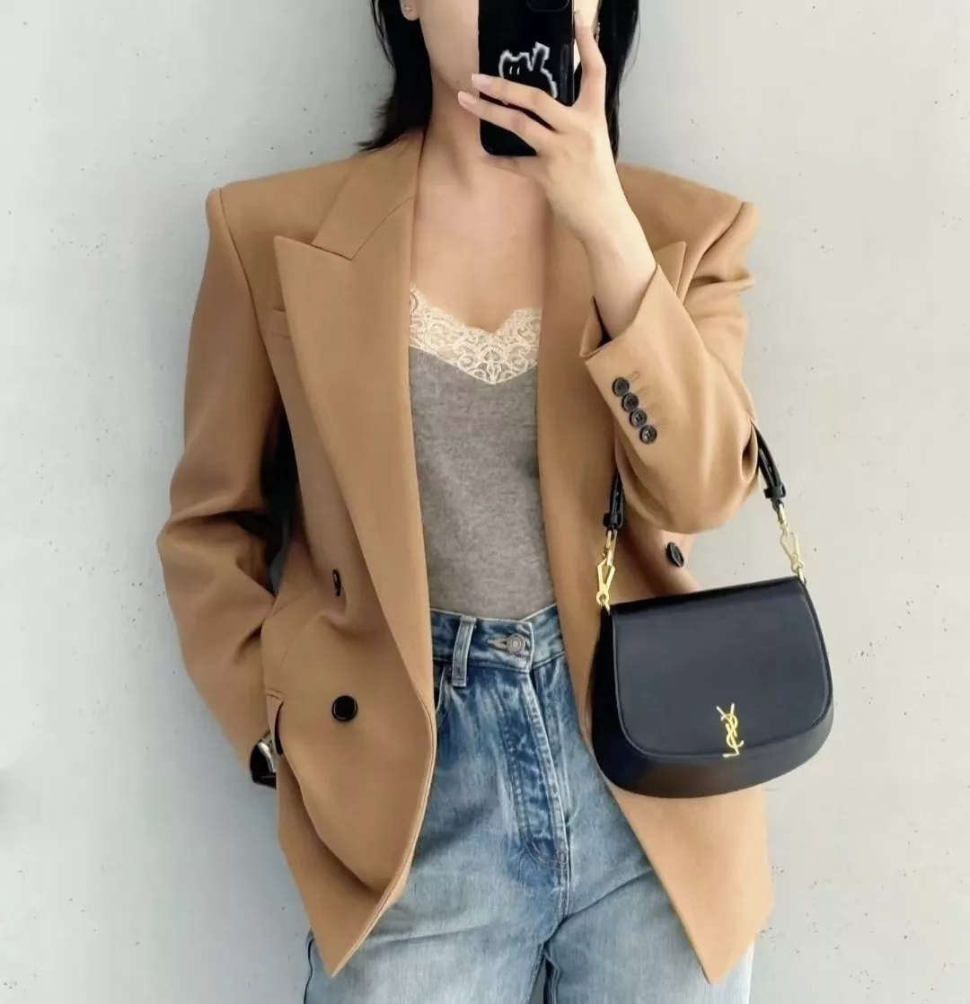 생로랑 와이드 숄더 오버핏 더블 브레스티드 블레이저 상세 이미지 18