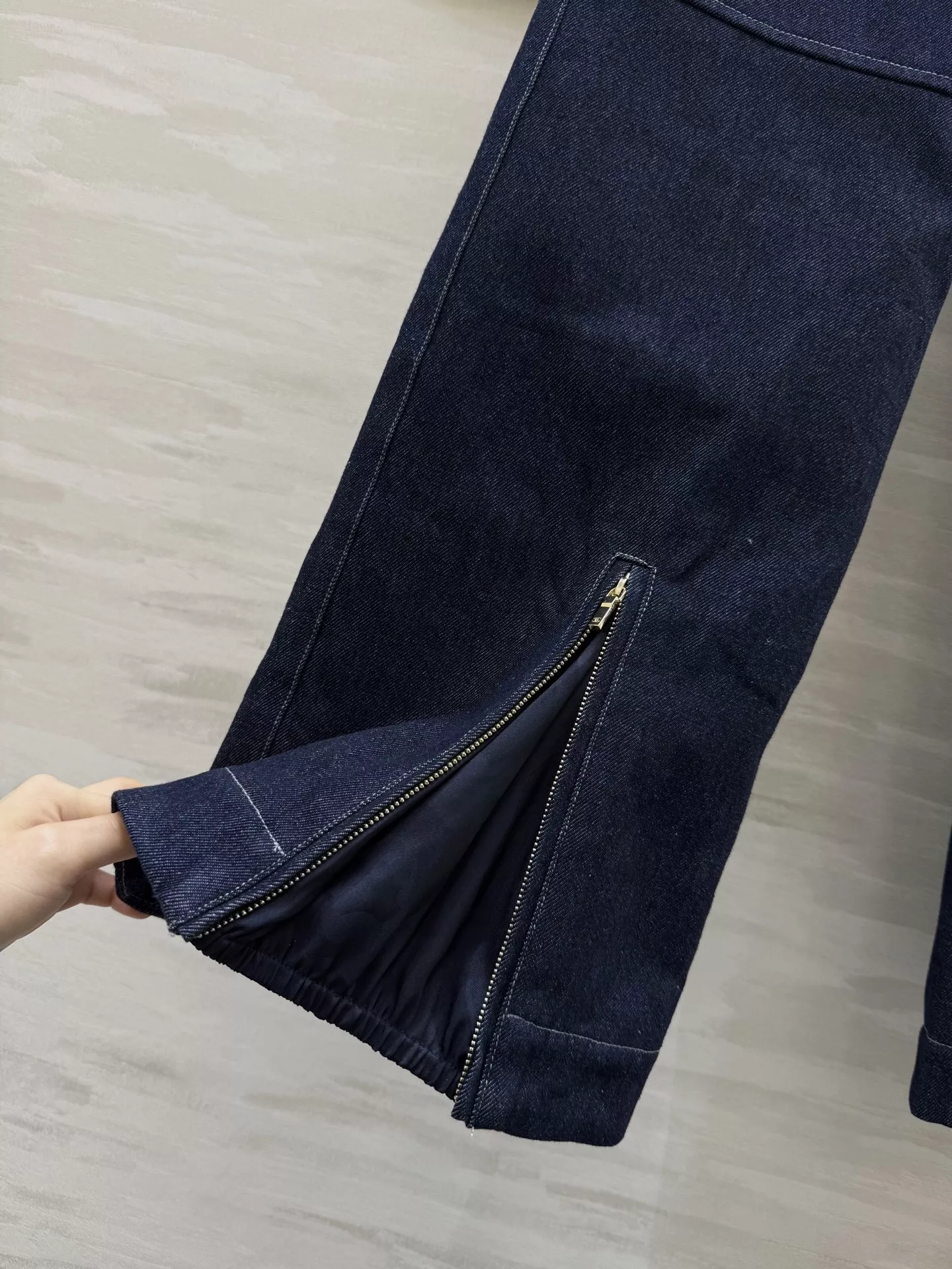샤넬 코코 로고 패치 스트레이트 데님 팬츠 상세 이미지 8